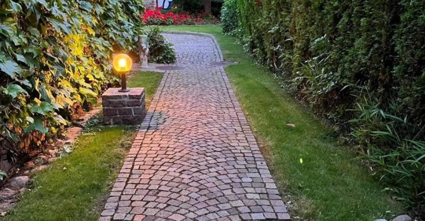 BEL APPARTAMENTO DI 4,5 LOCALI AL LAGO CON UNA BELLA VISTA PANORAMICA - Foto 12 di 12