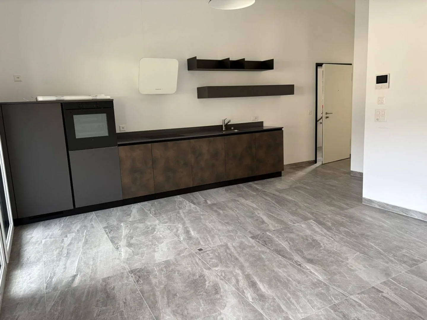 Appartamento 2,5 locali ultimo piano - Foto 3 di 25