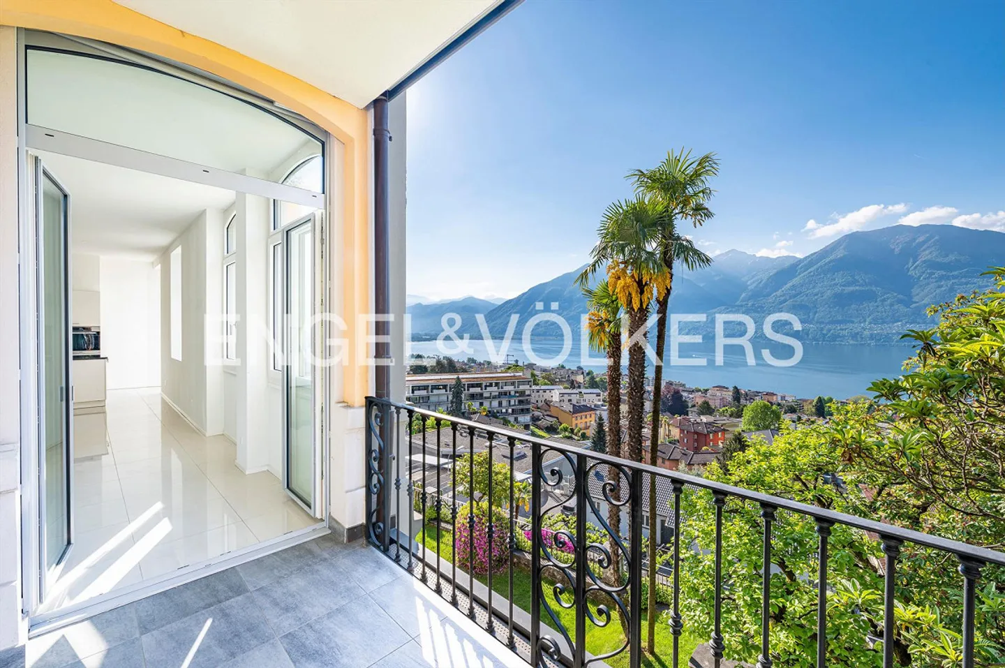 Votre maison avec vue sur carte postale (115) - Photo 1 sur 11
