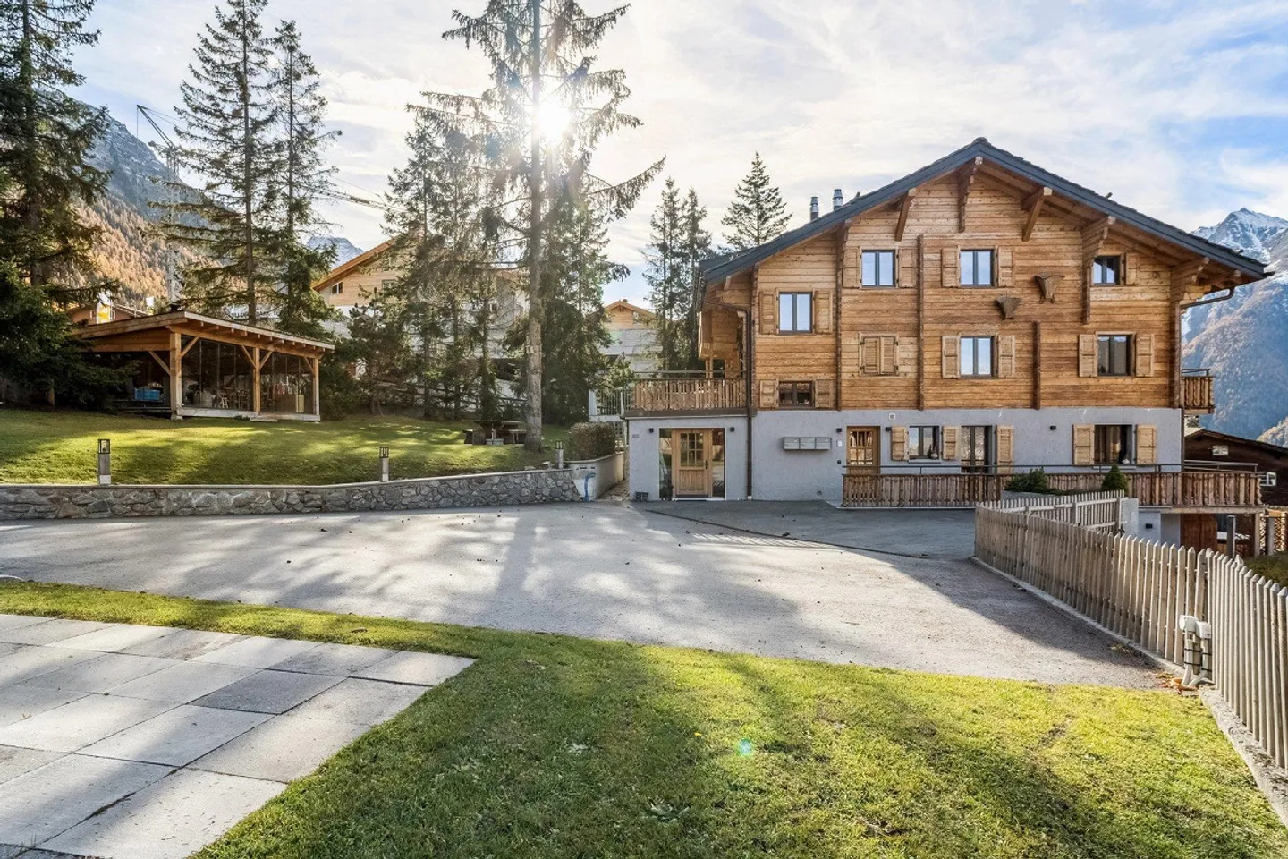 Charmantes Penthouse mit Aussicht - Foto 1 von 11