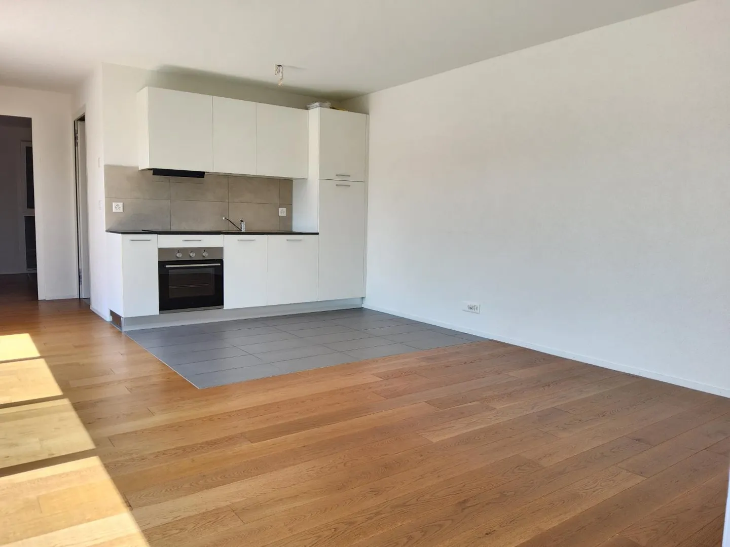 Appartement moderne à Colombier - Photo 1 sur 8