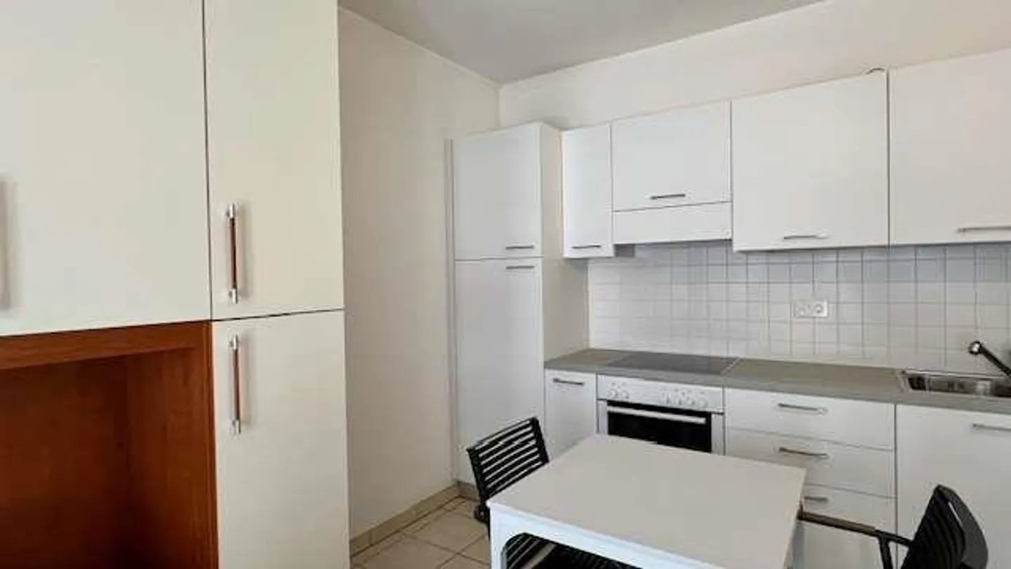 Appartamento monolocale arredato a Giubiasco con buon rendimento - Foto 3 di 12
