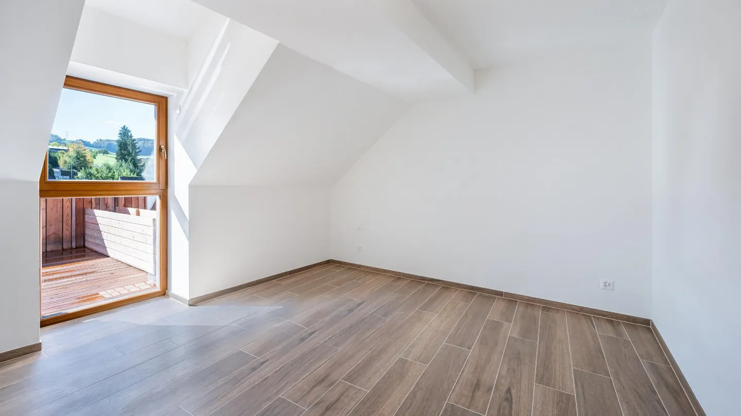 Exklusive Maisonette mit Terrasse - Foto 7 von 14