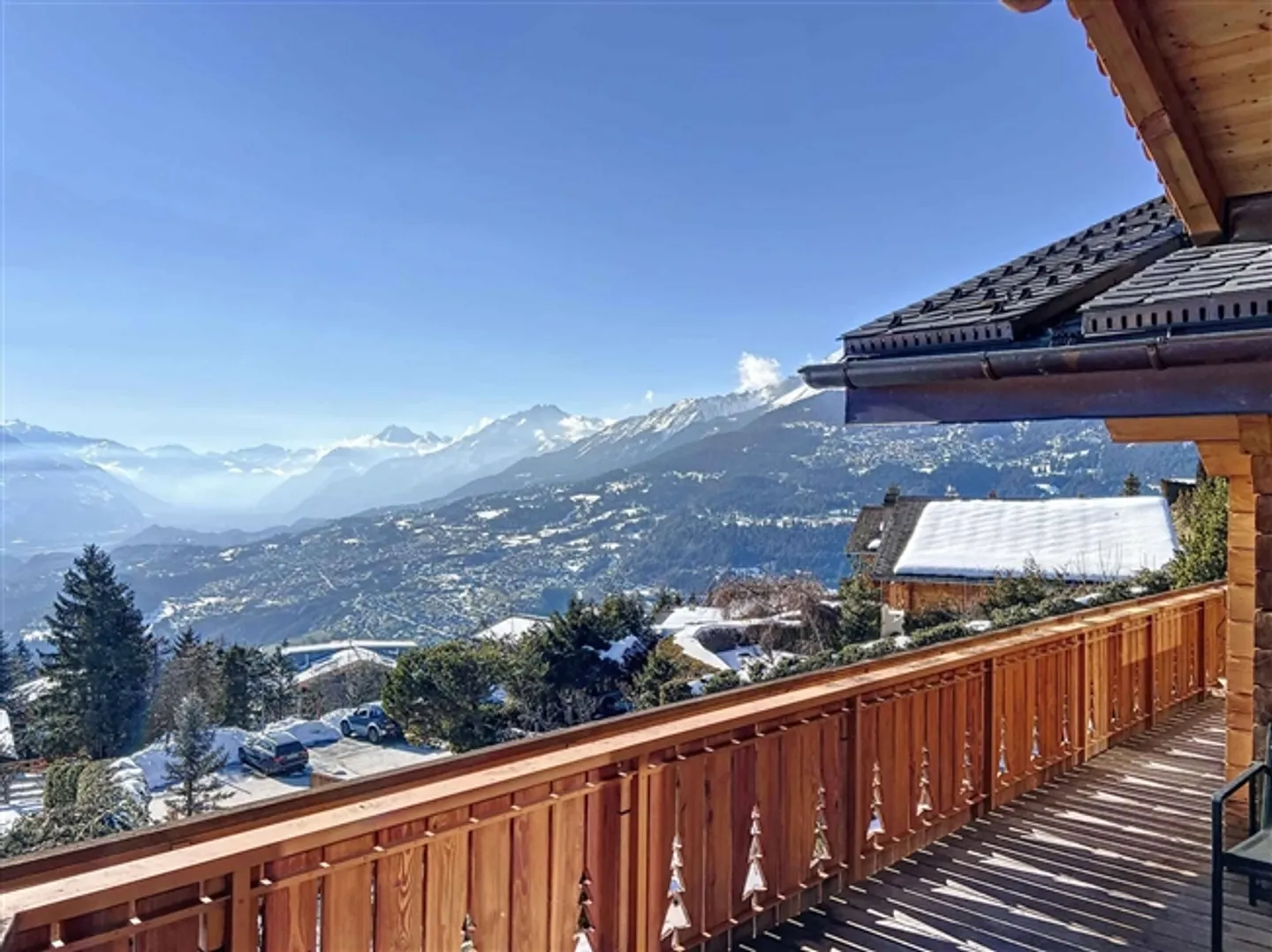 Prächtiges Chalet mit Alpenblick - Foto 3 von 11
