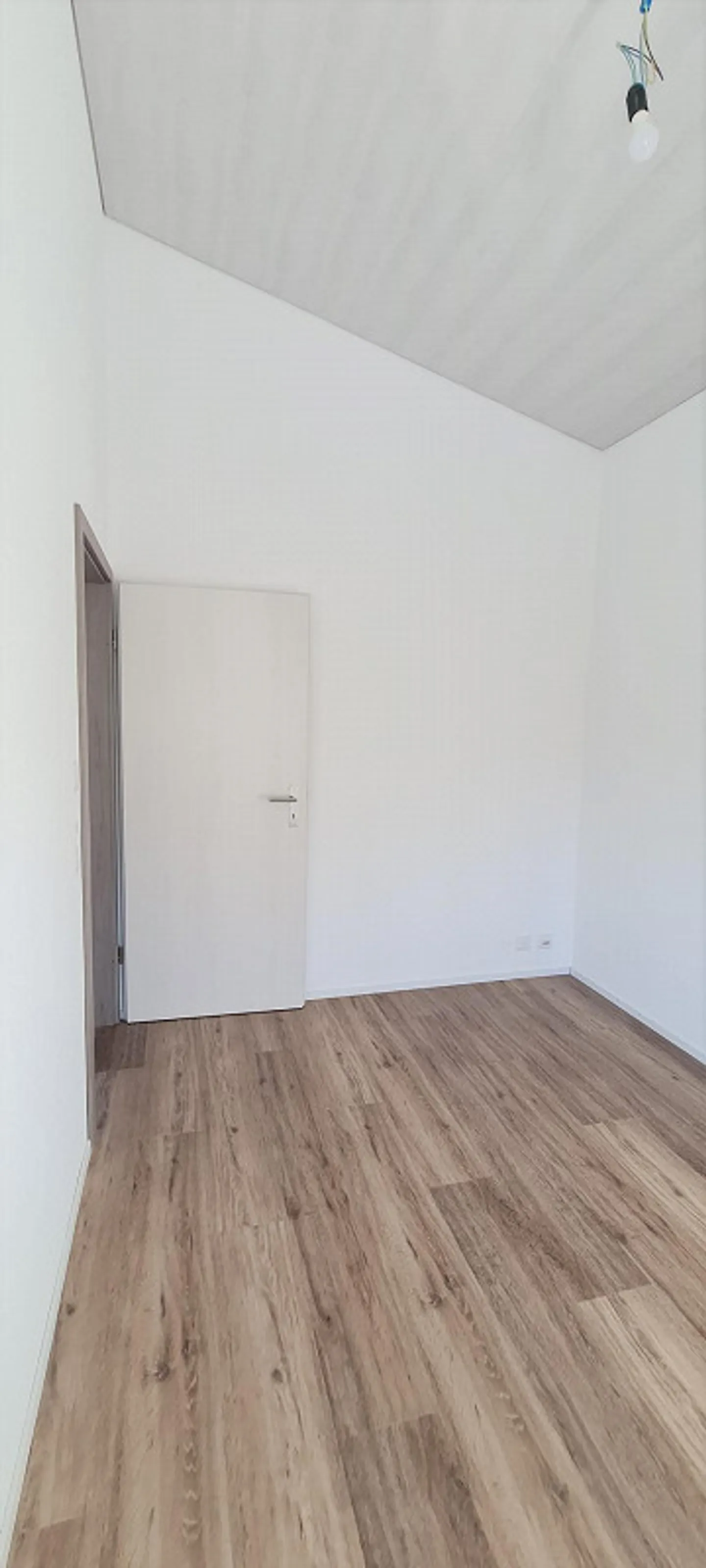 Charmantes Freistehendes Haus am Bach - Foto 10 von 17