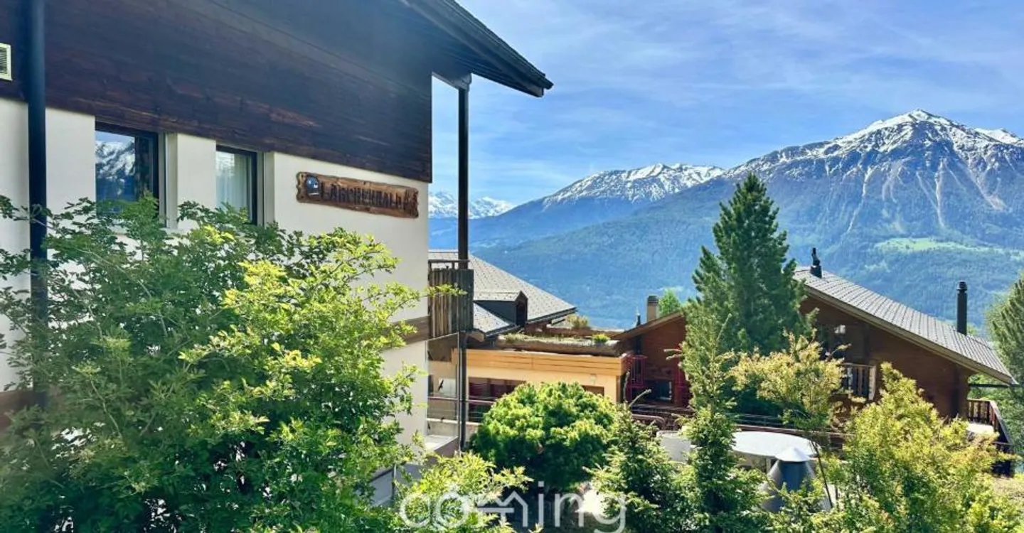 Vista panoramica e giardino privato - accogliente appartamento di 3,5 stanze a Engersch - Foto 10 di 13