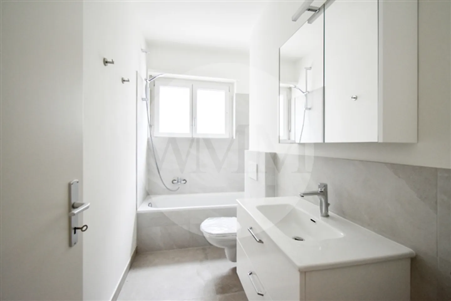 APPARTEMENT PRATIQUE DE 3,5 PIÈCES À MENDRISIO - Photo 6 sur 8