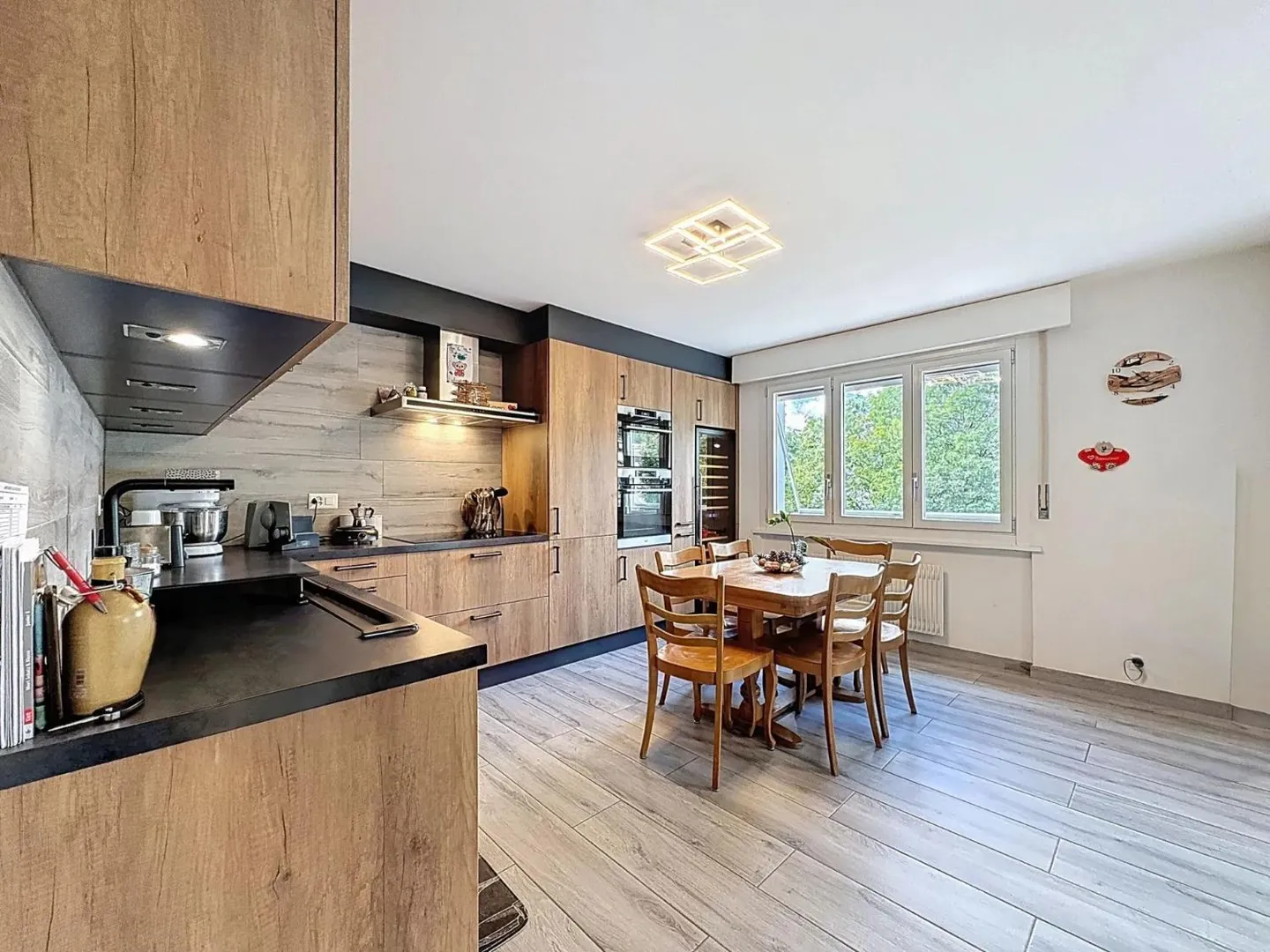 Geräumige 4,5-Zimmer-Wohnung vollständig renoviert ohne direkte Nachbarn - Foto 4 von 7