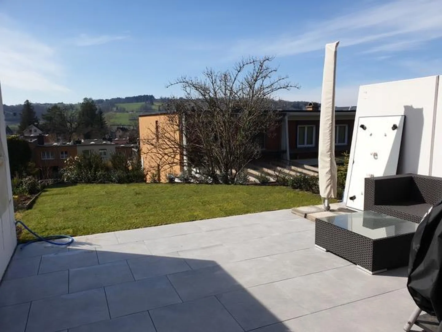 Quiet, sunny terraced single-family house with 4.5-room garden maisonette - Photo 2 of 13