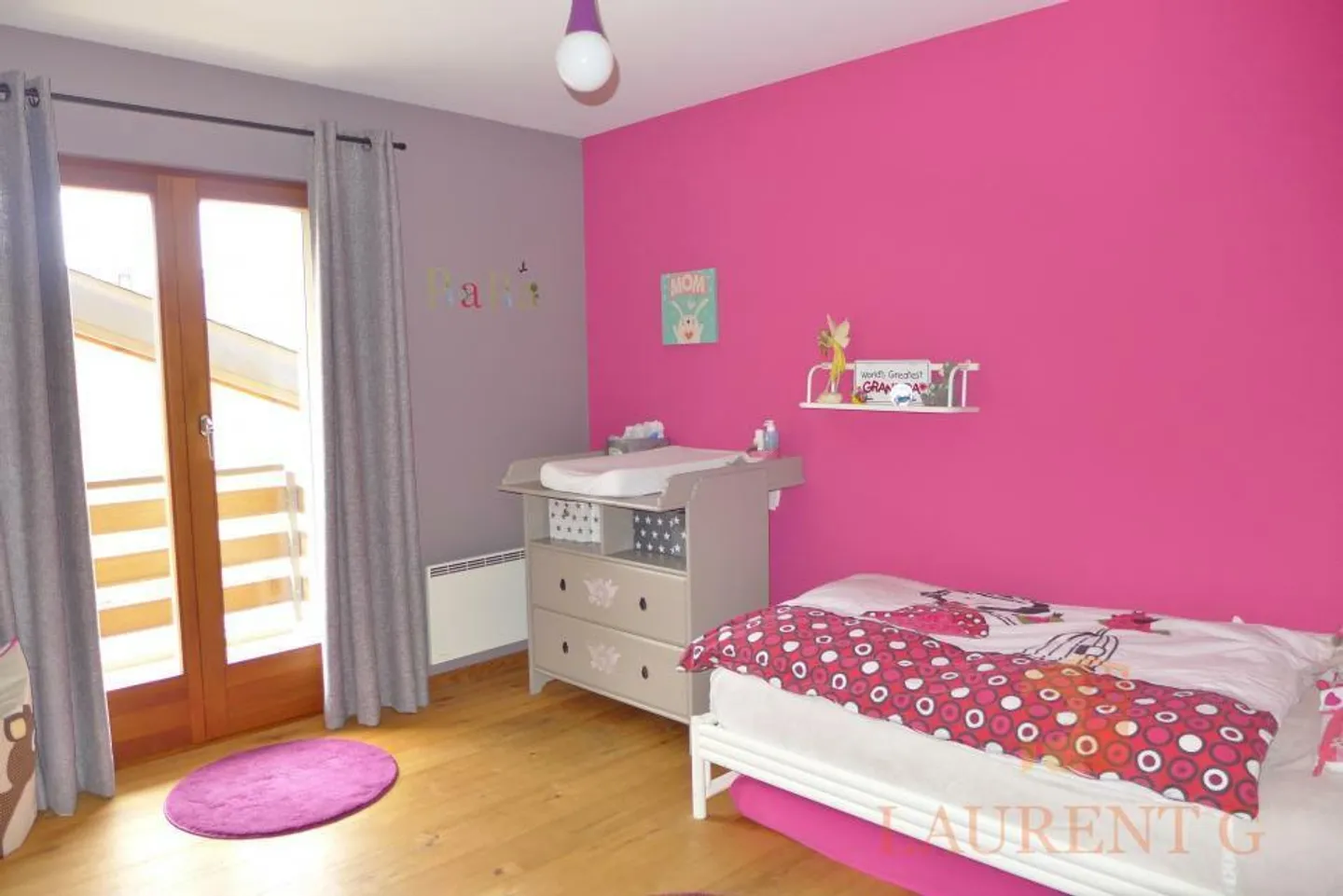 Magnificent 4.5-room apartment with 2 balconies, completely renovated - Photo 7 of 8