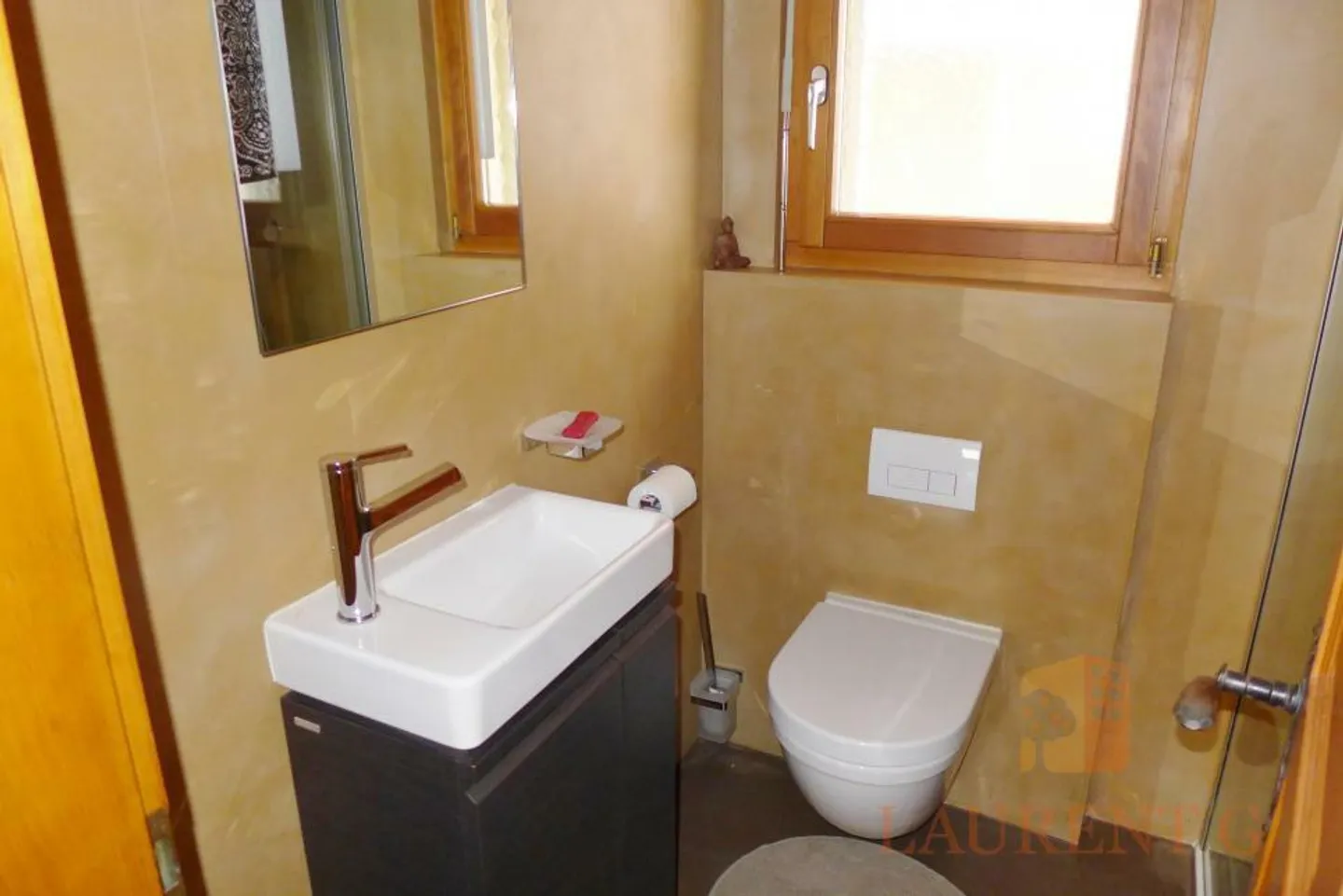 Magnificent 4.5-room apartment with 2 balconies, completely renovated - Photo 8 of 8
