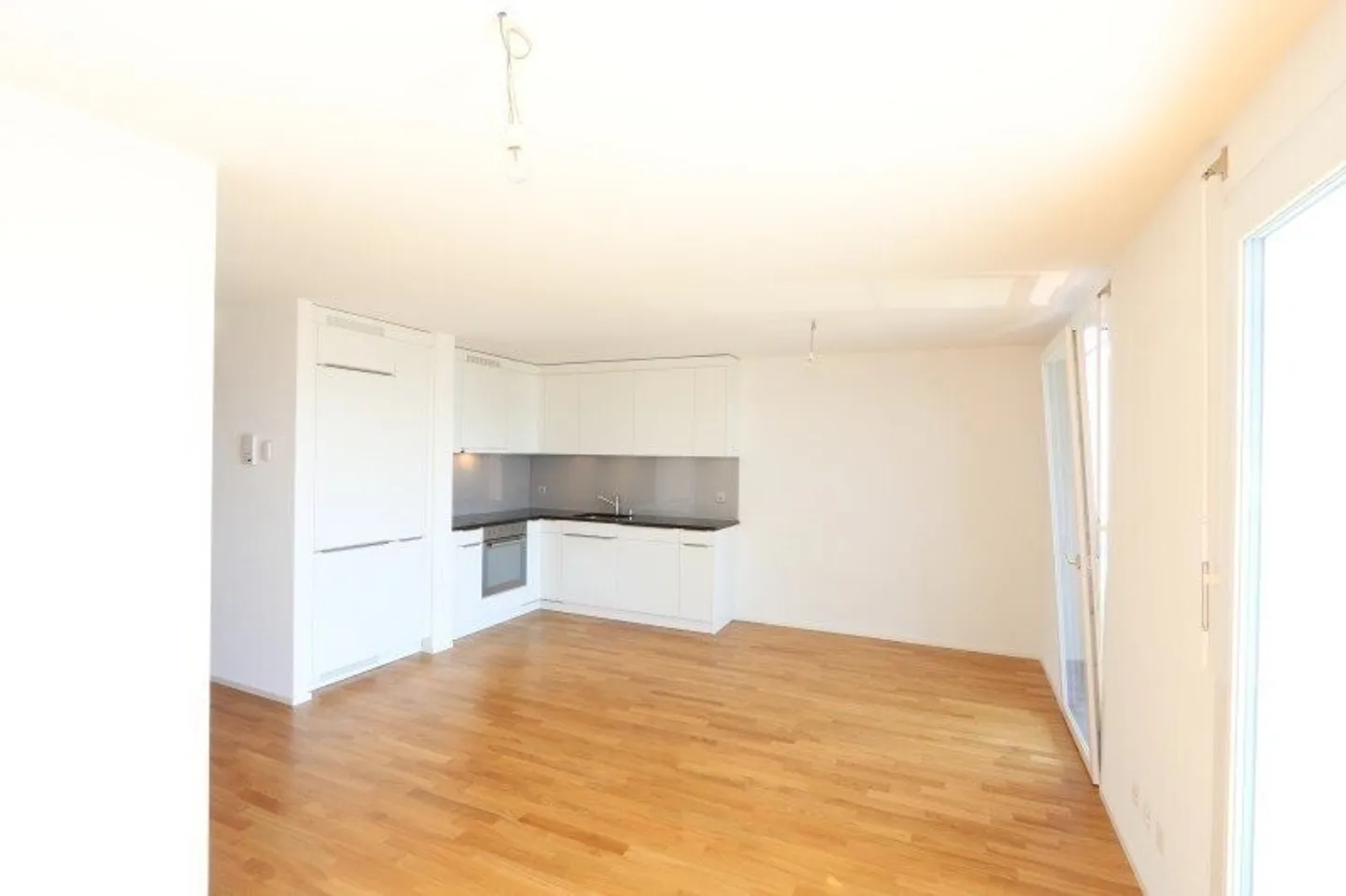 Gemütliche Wohnung mit Balkon - Foto 4 von 10