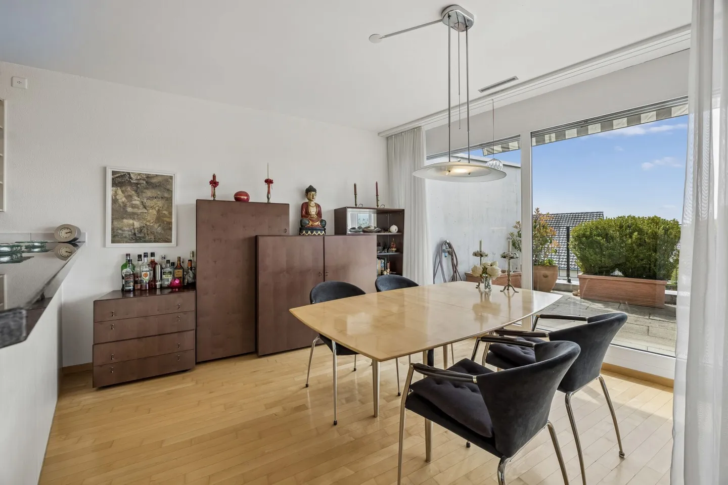 Attractively located 4.5-room penthouse apartment in well-maintained condition - Photo 5 of 13