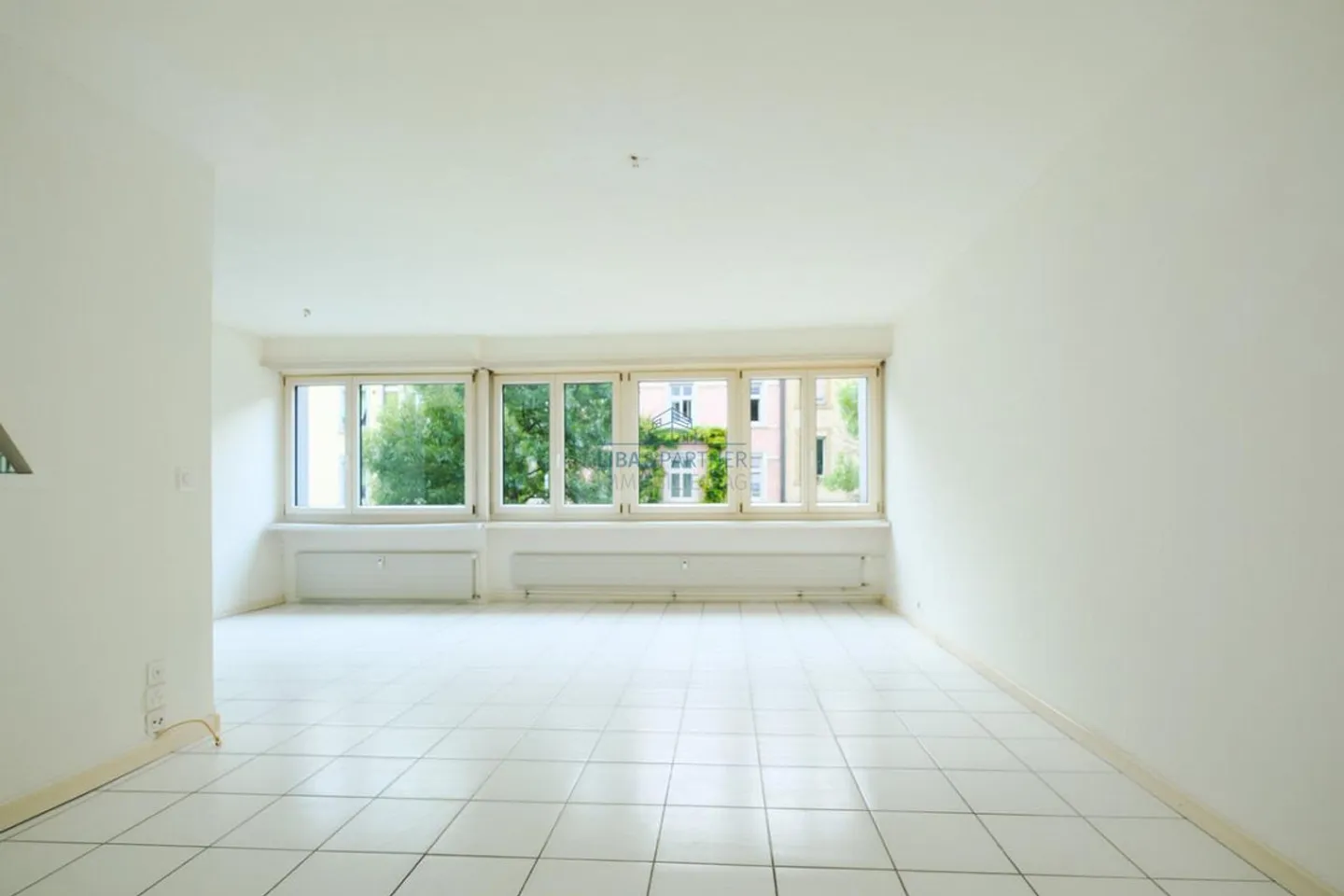 Charming 3.5-room apartment just a stone's throw from the idyllic Rhine - Photo 1 of 10