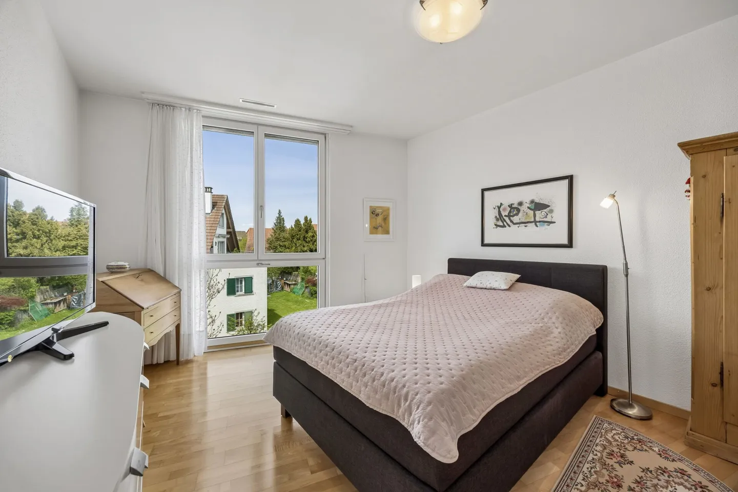 Attractively located 4.5-room penthouse apartment in well-maintained condition - Photo 9 of 13