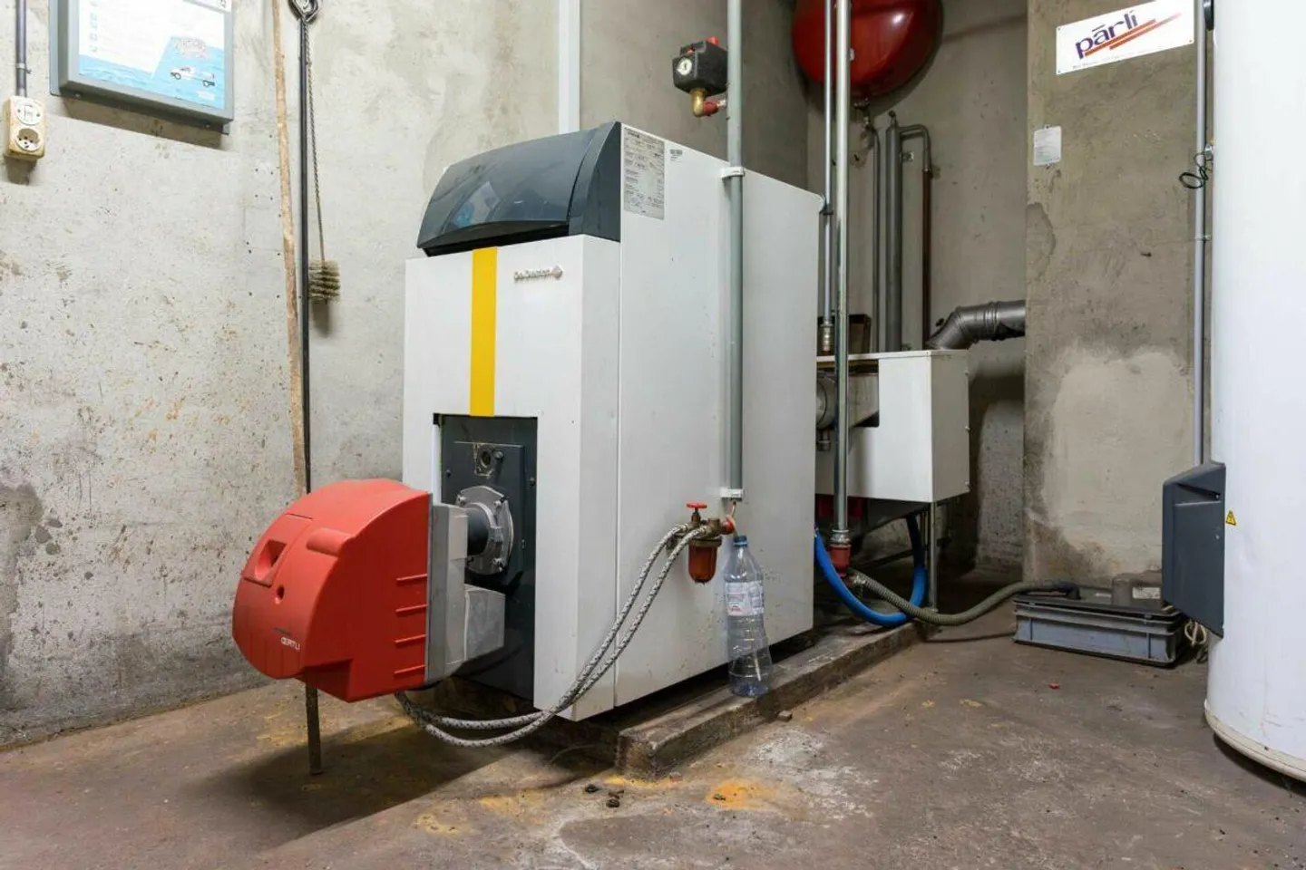 Funktionales Werkstattgebäude am Gewerbestandort Bözingenfeld - Foto 17 von 18