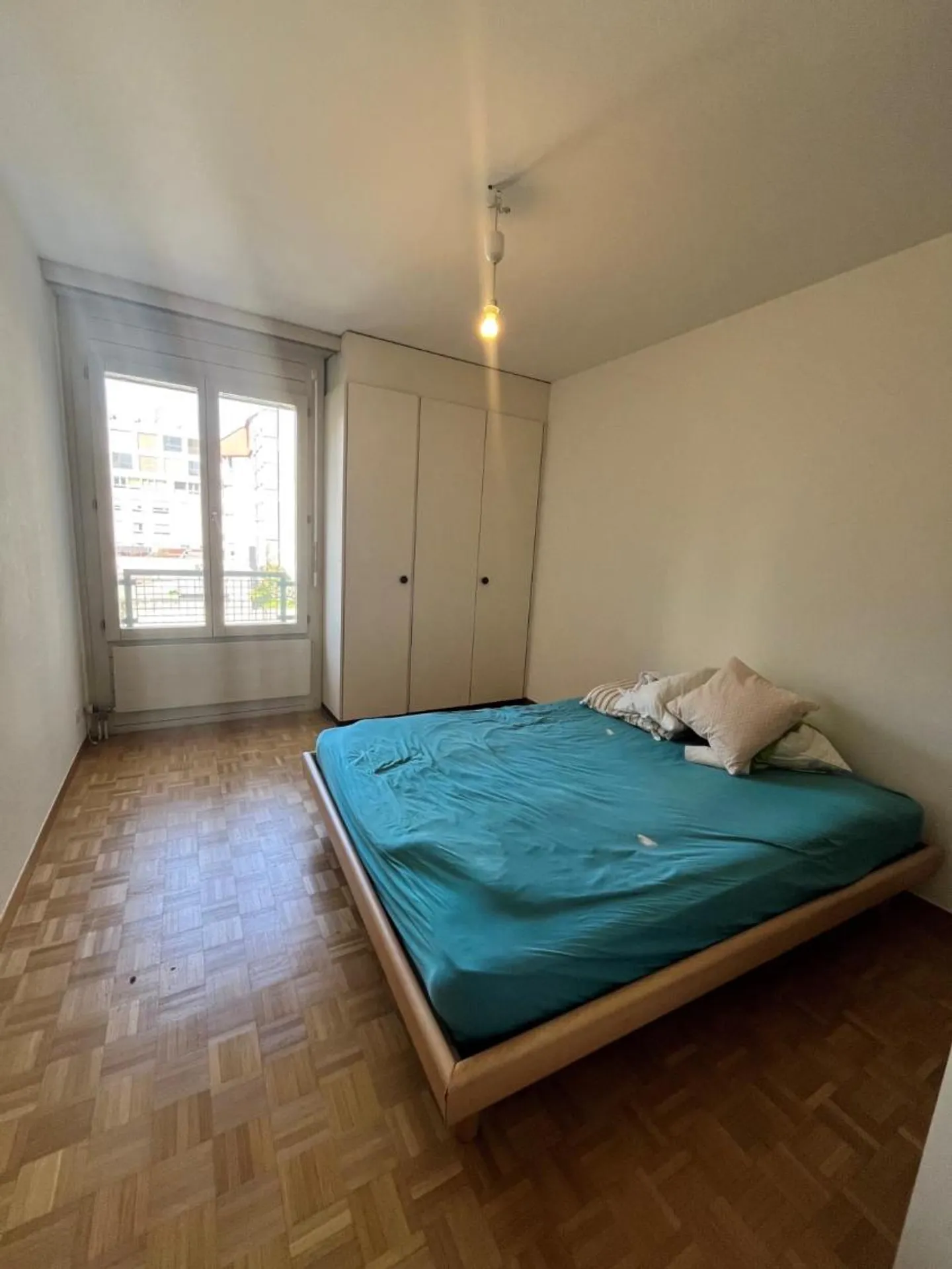 Spacious Apartment in Quiet Area - Photo 6 of 8