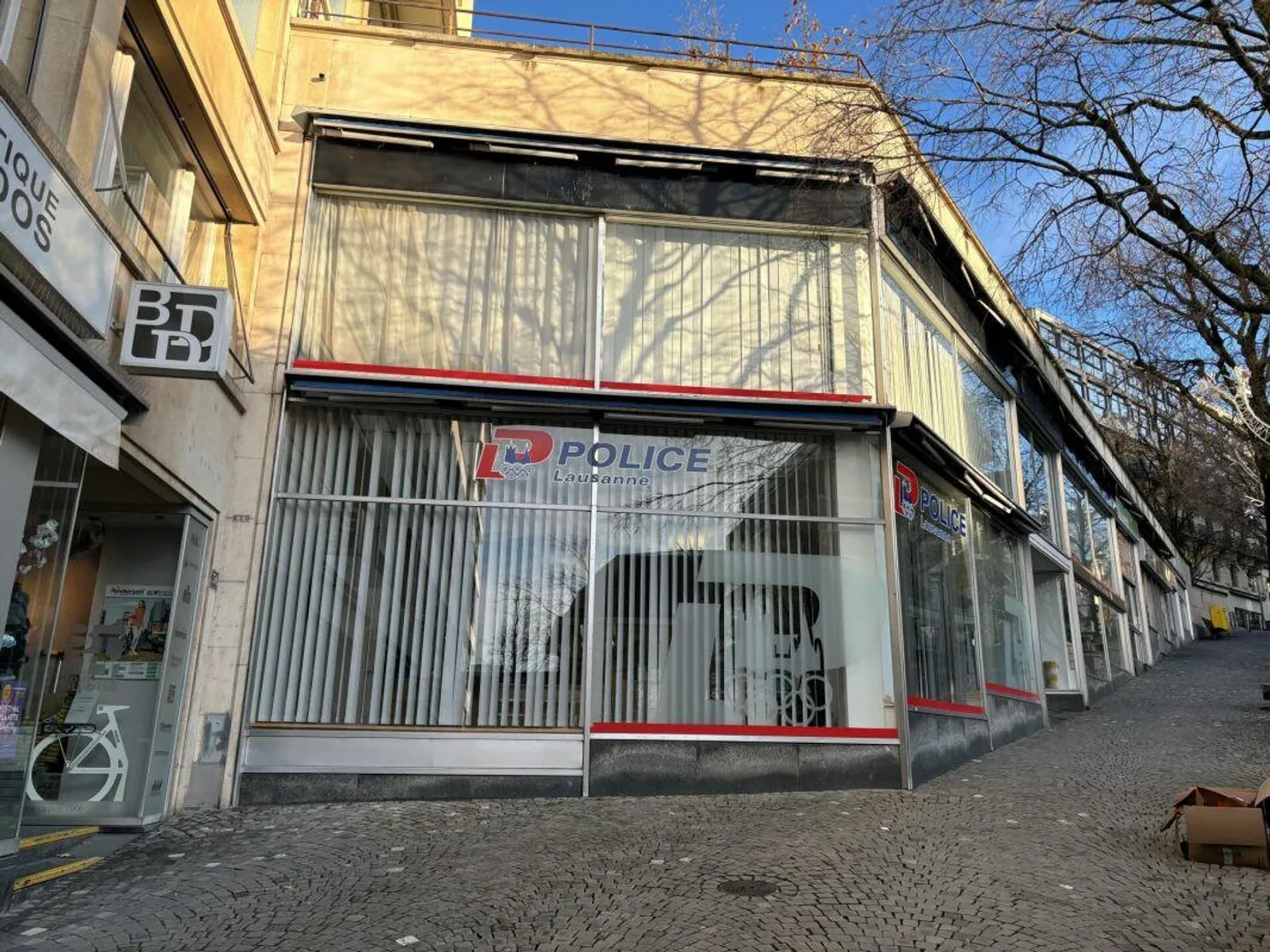 Negozio/Ufficio di 357 m2 su due livelli, a due passi dalla stazione ferroviaria di Losanna - Foto 5 di 6