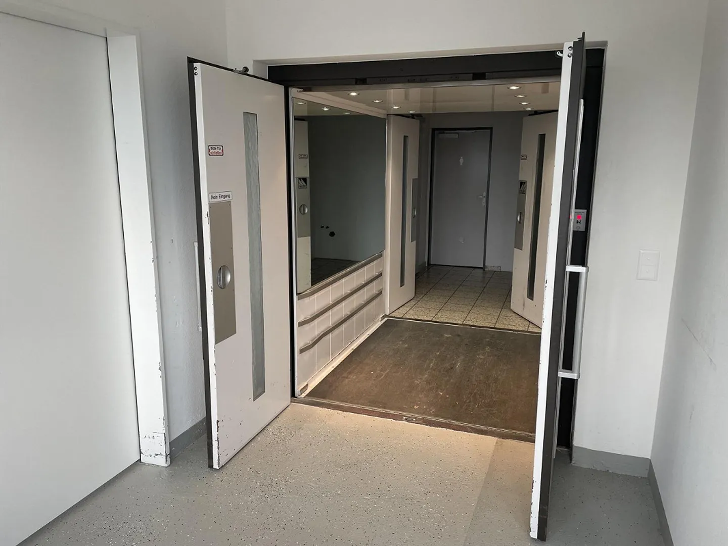 Spazio per la tua attività - Affitta e trasferisciti ora! - Foto 6 di 7