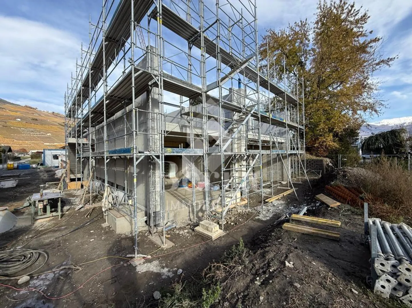 Beautiful Duplex in Residential Area - Photo 9 of 13