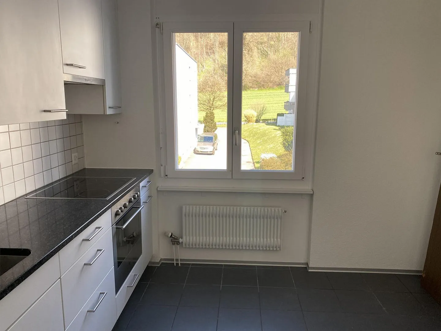 Appartamento familiare ristrutturato e tranquillo - Foto 4 di 9