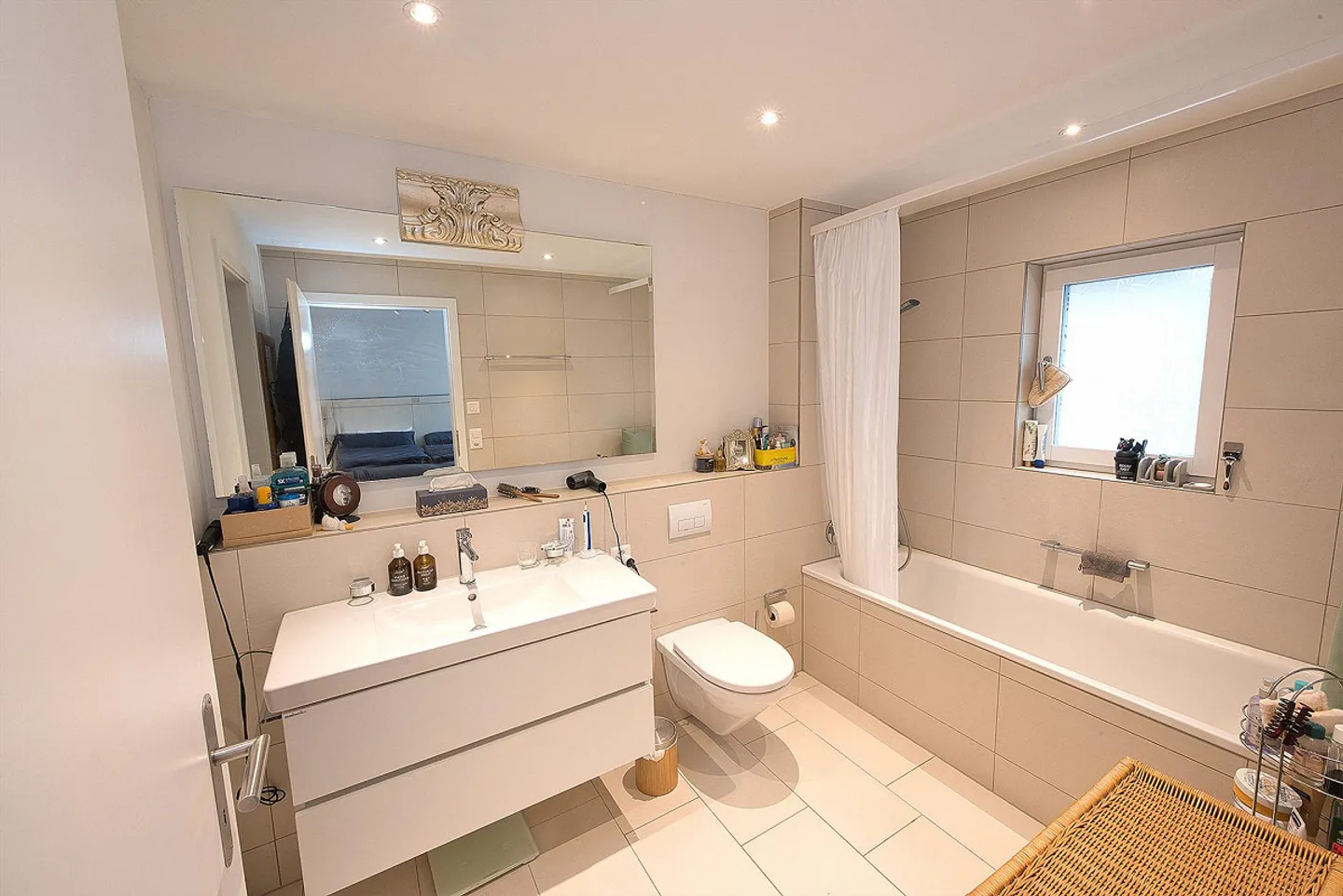 Appartement lumineux et confortable de 4,5 pièces - Photo 9 sur 12