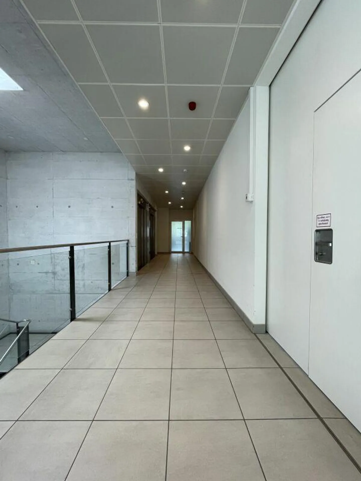 Gewerbefläche mit vielseitiger Nutzungsmöglichkeit - Foto 8 von 10