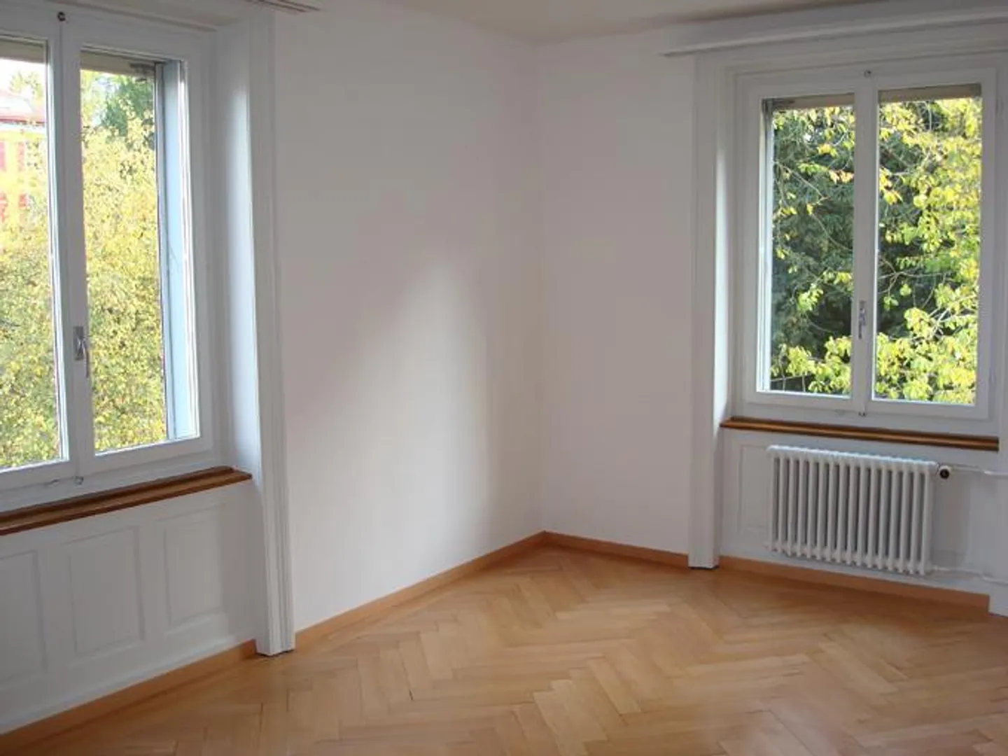 Old building apartment in a central location - Photo 5 of 11