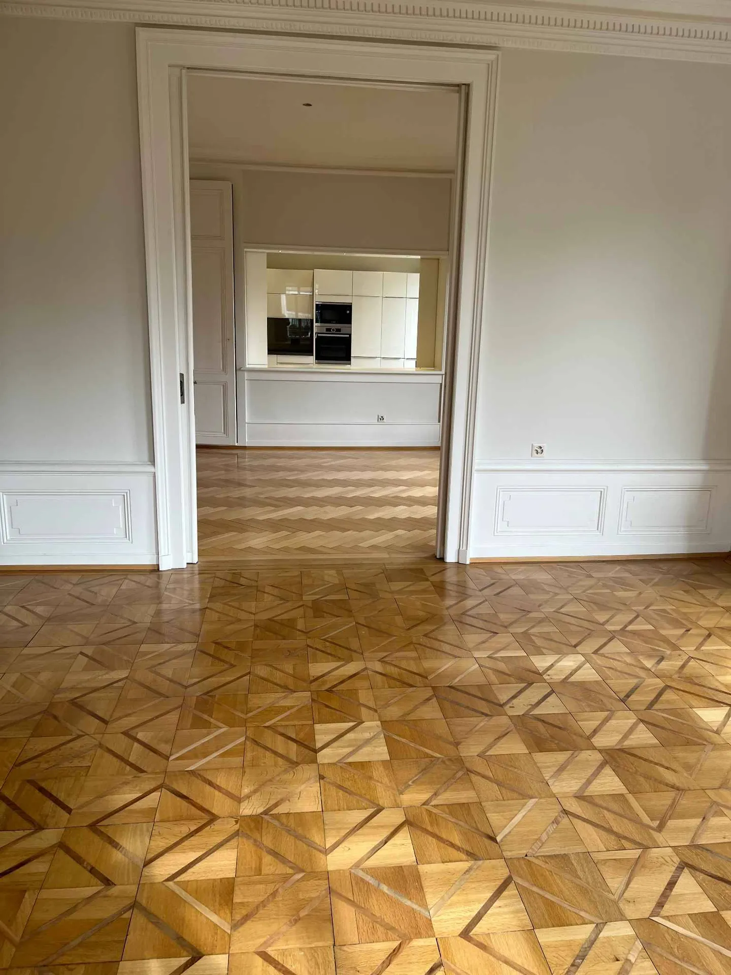 Appartamento Spazioso Vicino alla Città Vecchia - Foto 4 di 8