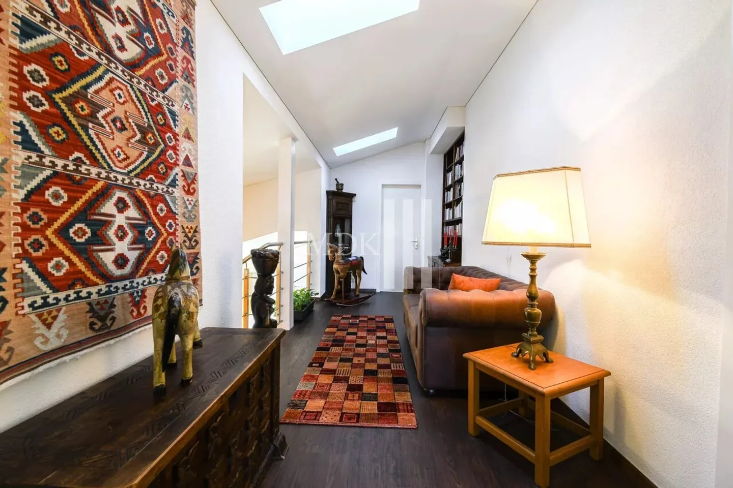 Bright attic duplex apartment - Photo 11 of 13