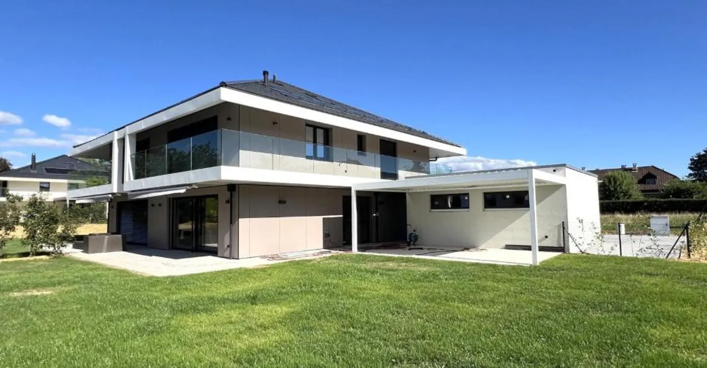 Magnifica casa a schiera nuova di 4.5 locali con grande giardino privato - Foto 1 di 13