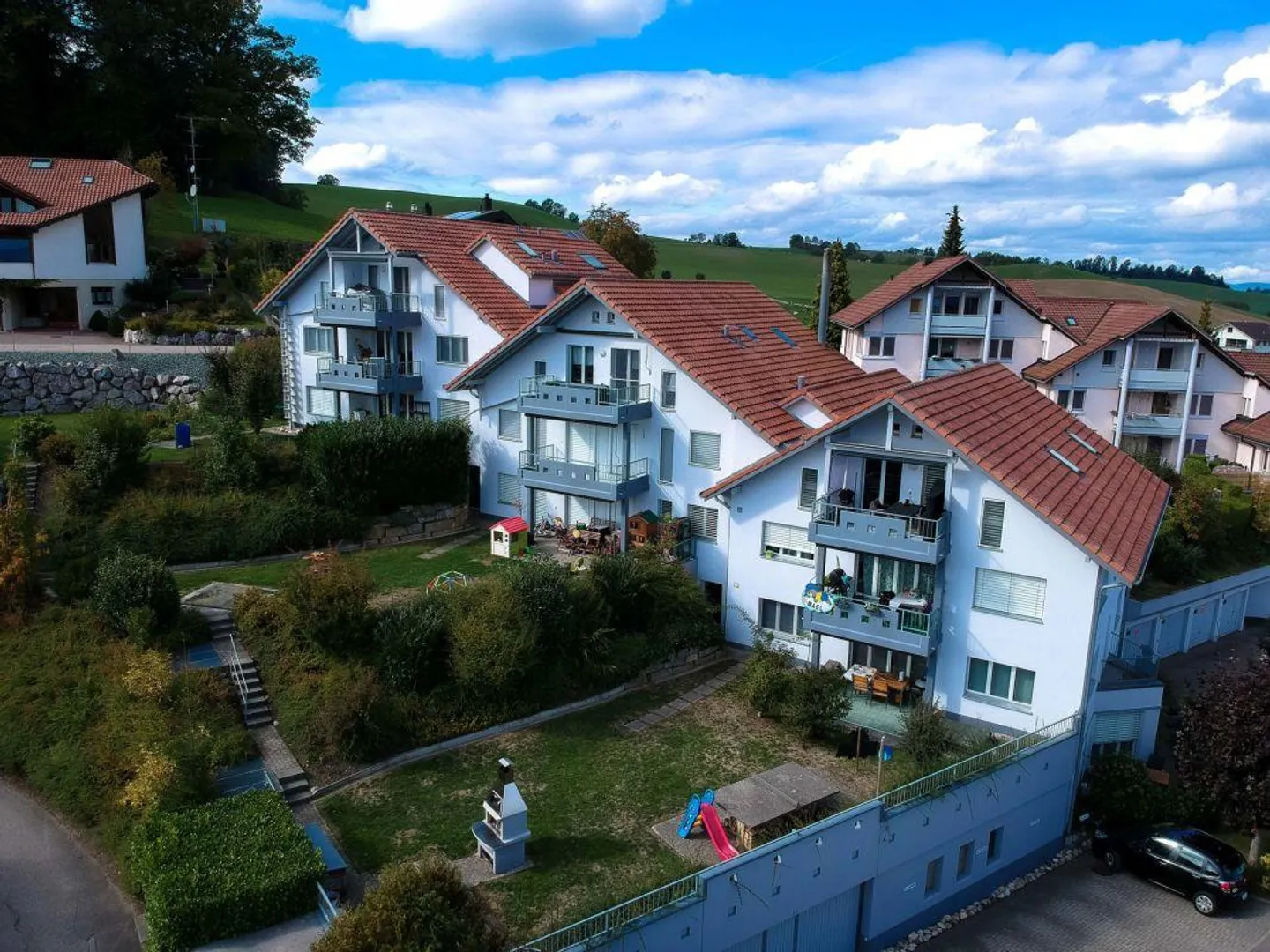 Charmante appartement 3.5 pièces avec vue panoramique - Photo 1 sur 8