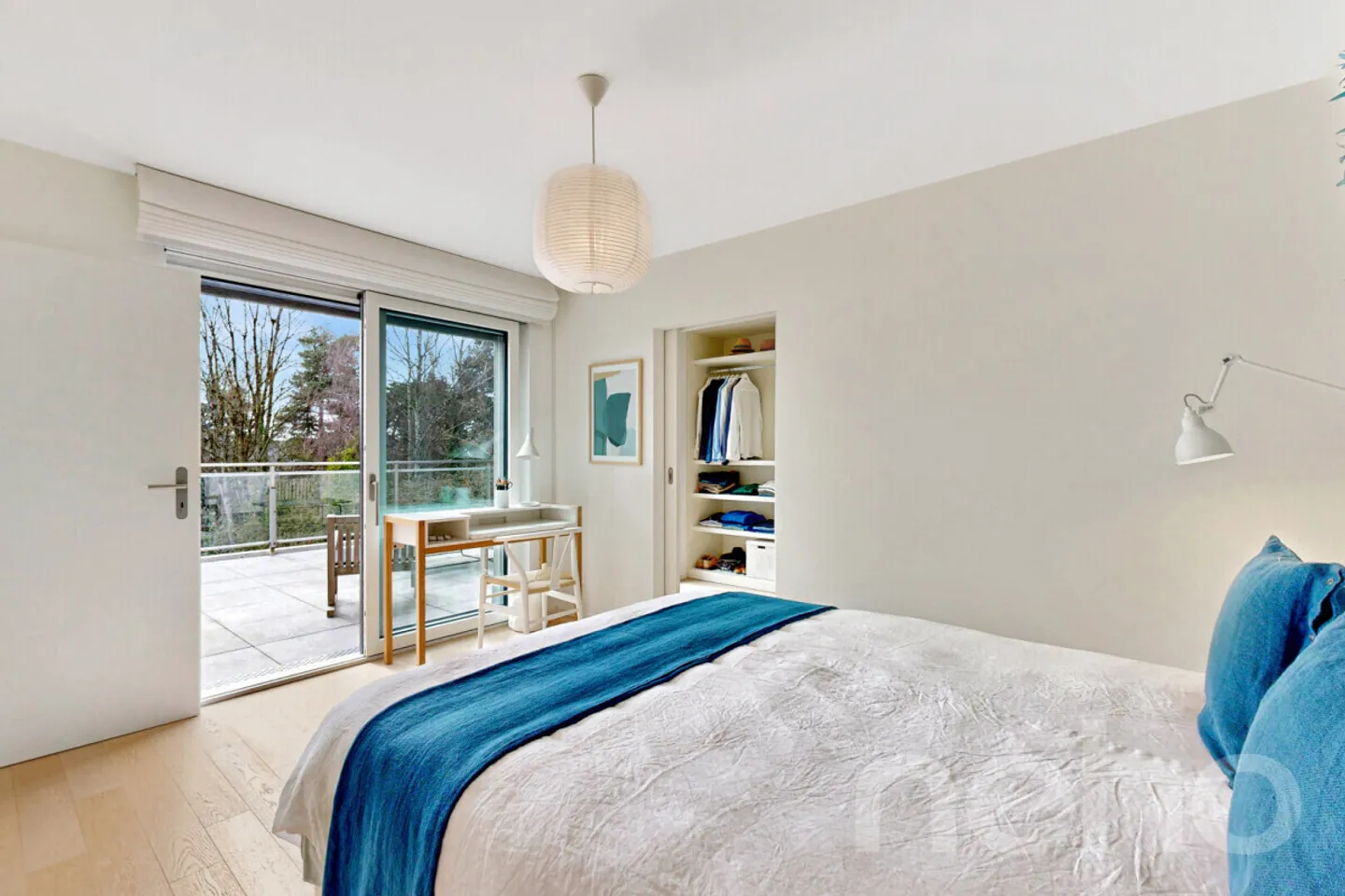 2.5-room penthouse apartment with terrace, ideally located at - Photo 9 of 11
