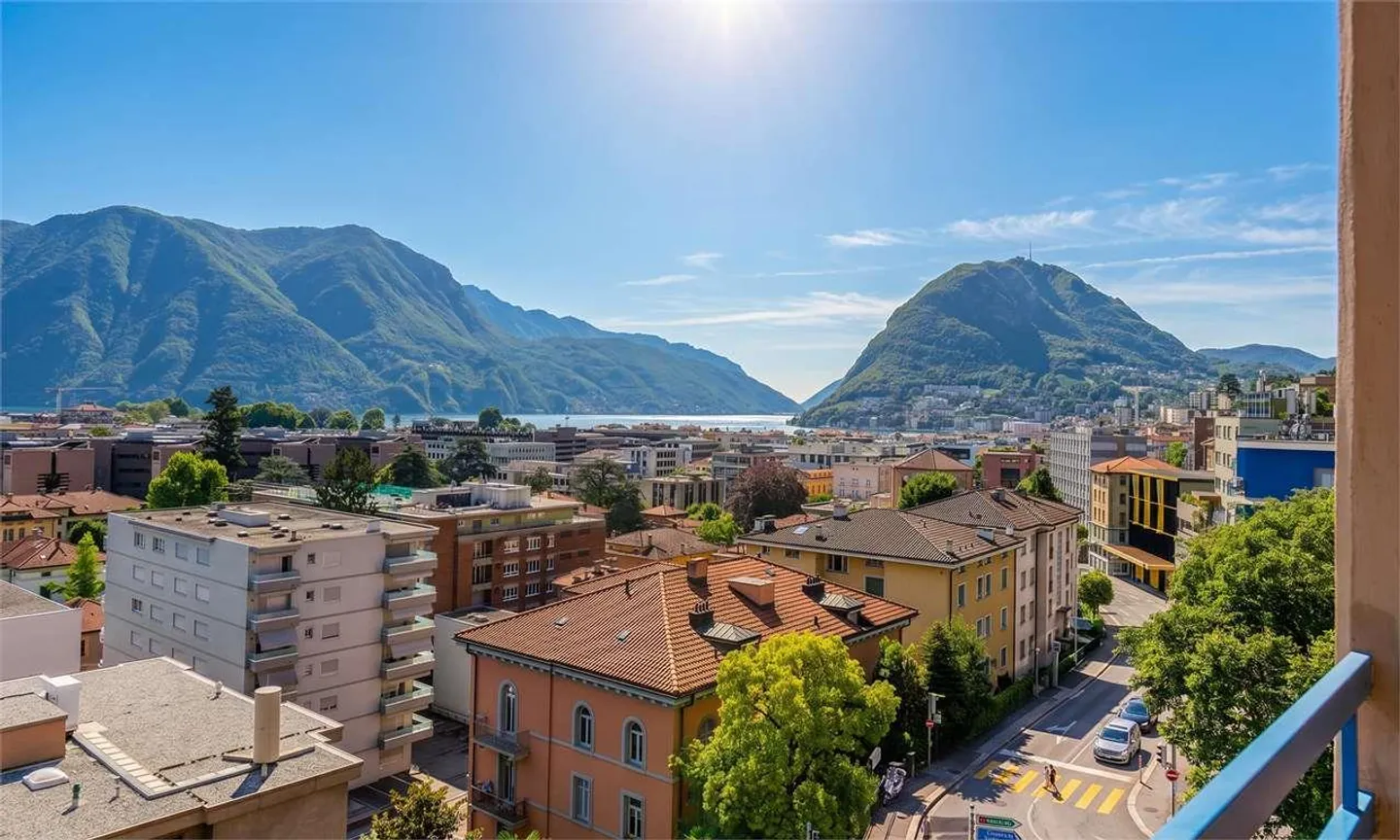 SEKUNDÄRWOHNUNG IN LUGANO MIT SEEBLICK - Foto 12 von 13