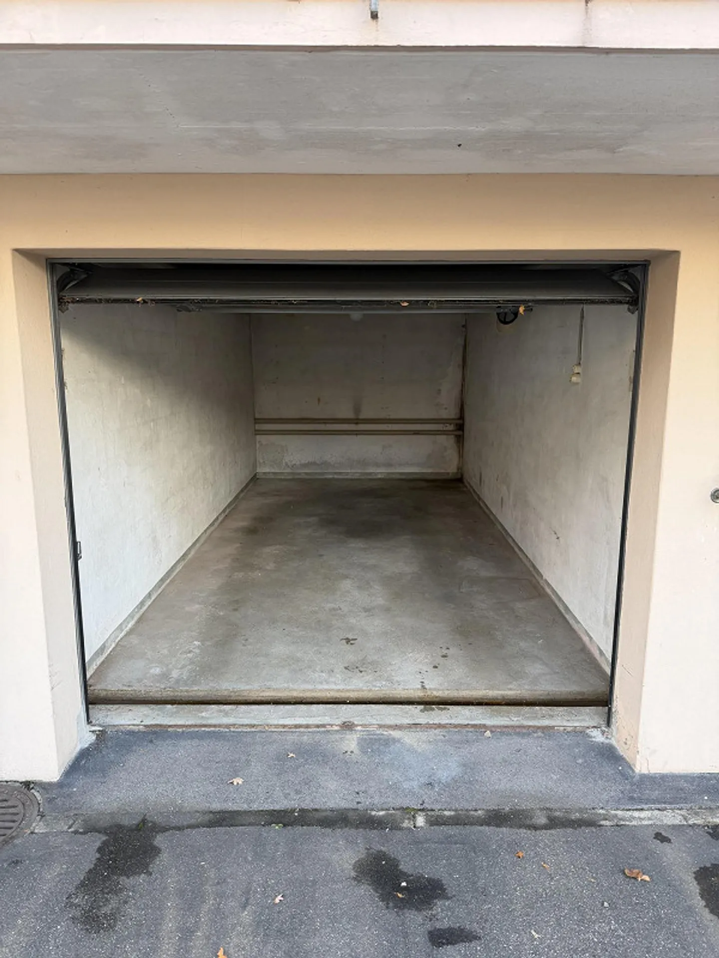 Garage Box in Winterthur - Photo 1 of 2