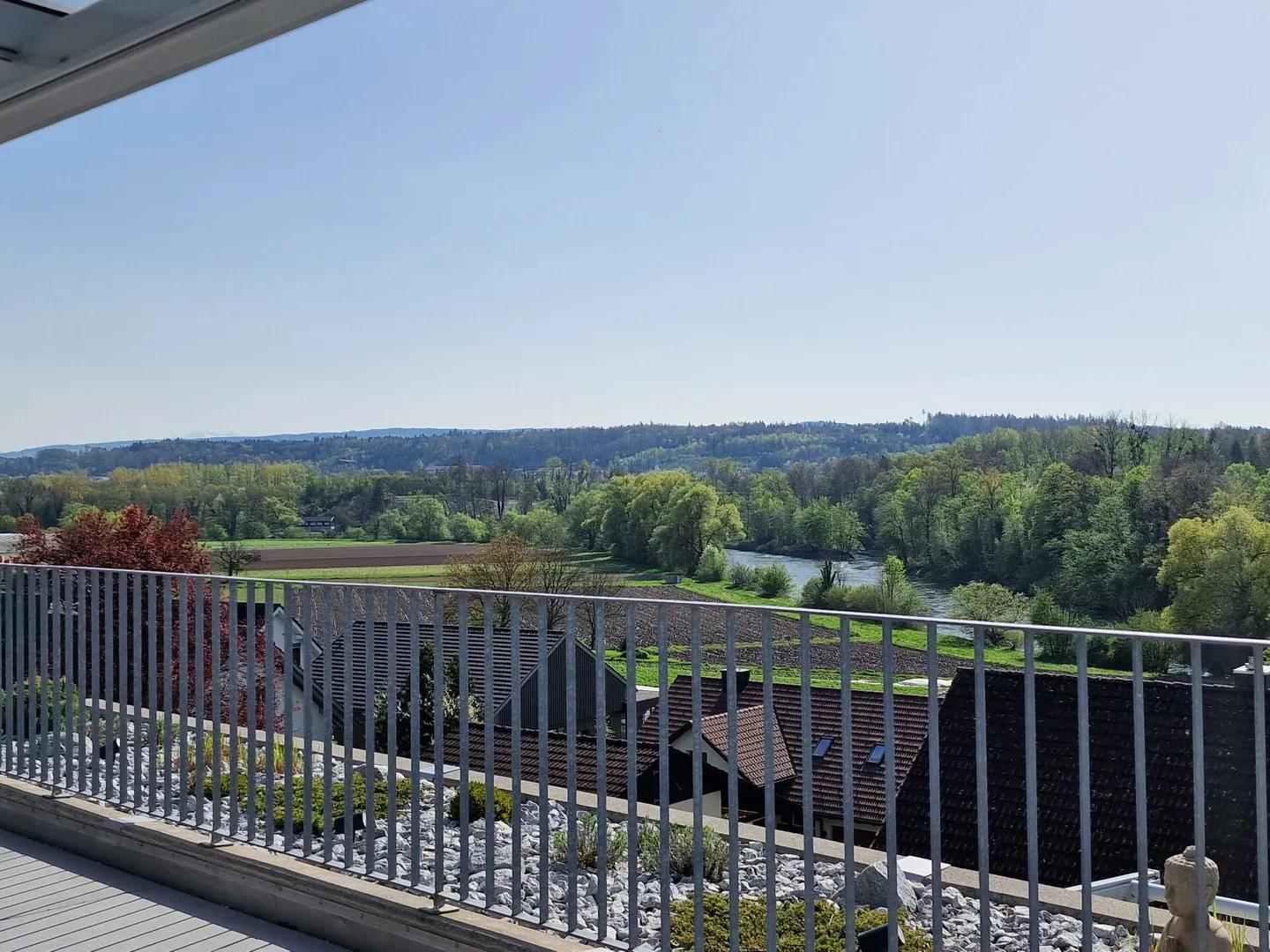 Terrace House with Plenty of Privacy and Views of the Reuss and the Mountains - Photo 25 of 26