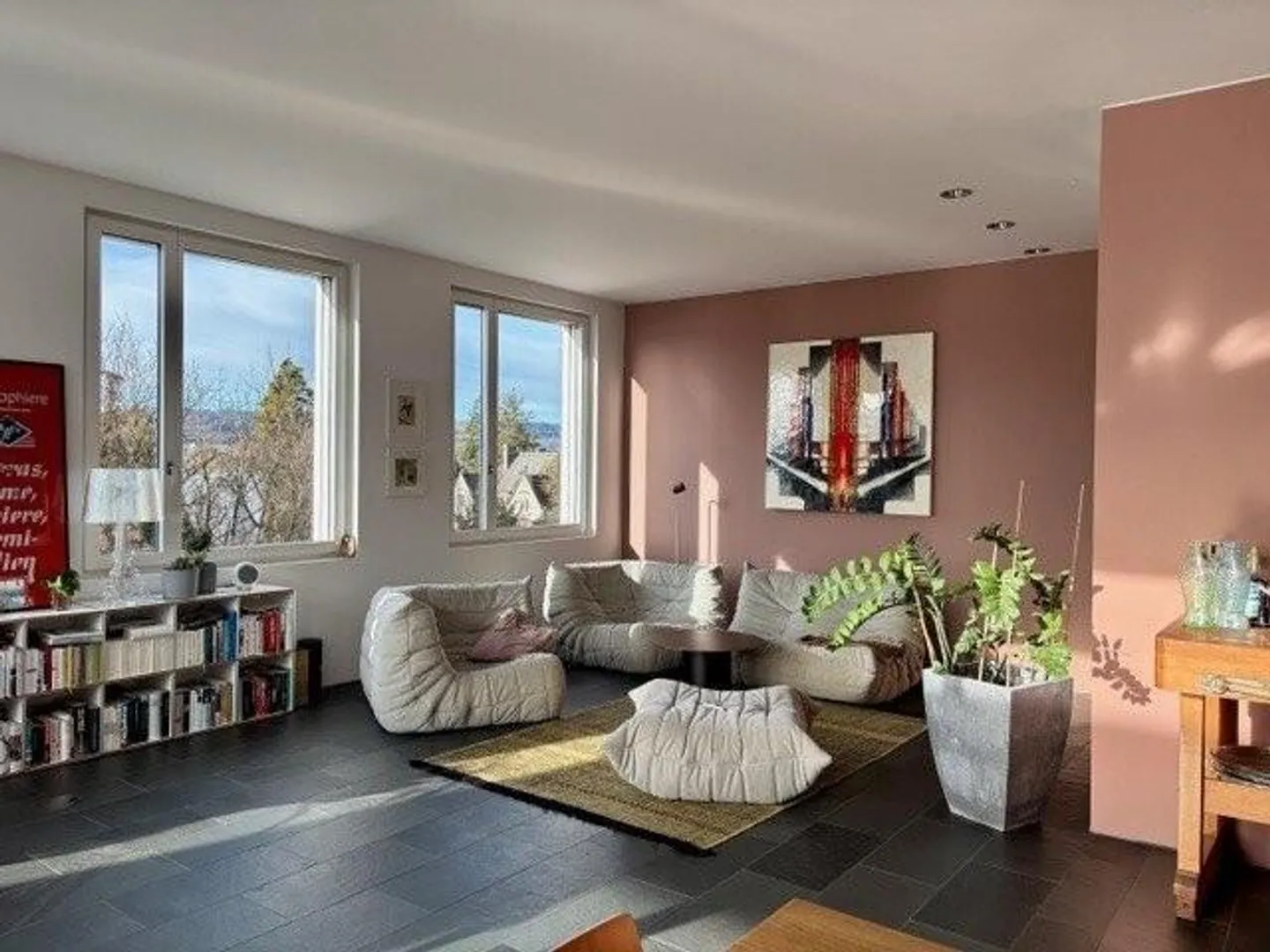 Dreamlike 3.5-room apartment in the heart of Männedorf! - Photo 3 of 11