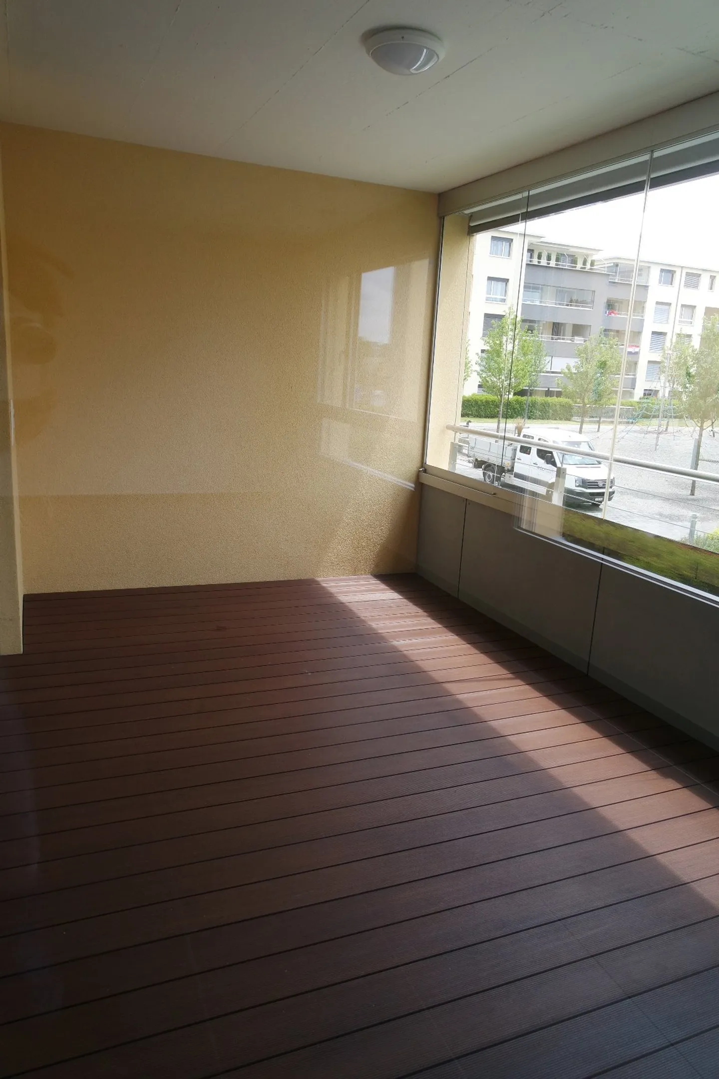 Moderne Wohnung mit Balkon - Foto 10 von 10
