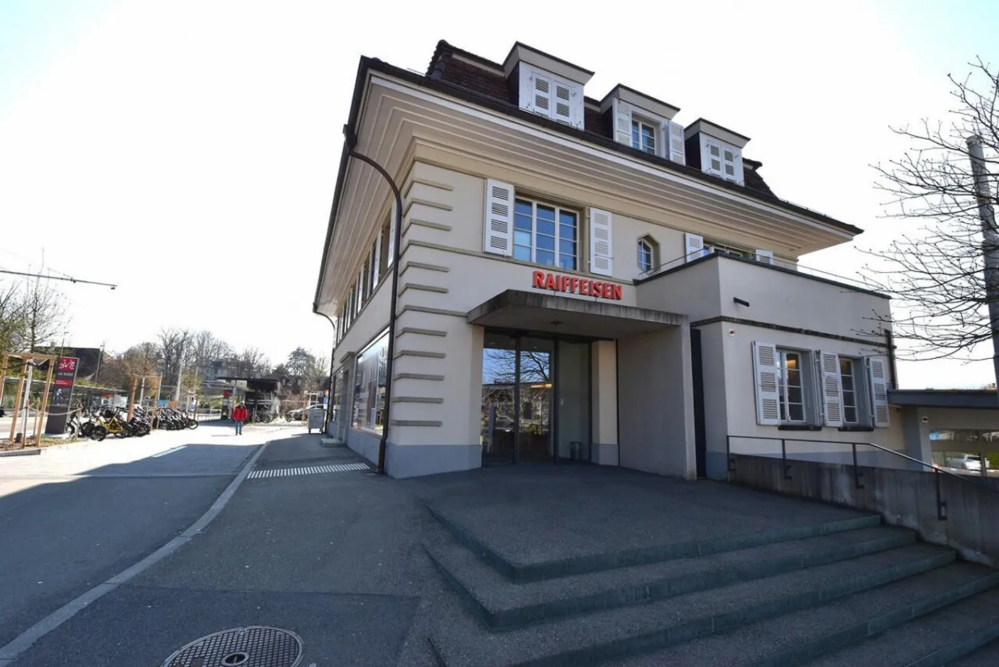 Belle appartement de 4½ pièces au cœur de Muri b. Bern - Photo 2 sur 17