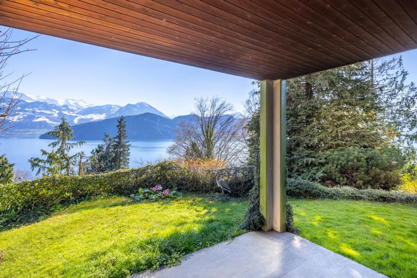 Architektenvilla mit Traumblick - Foto 2 von 5