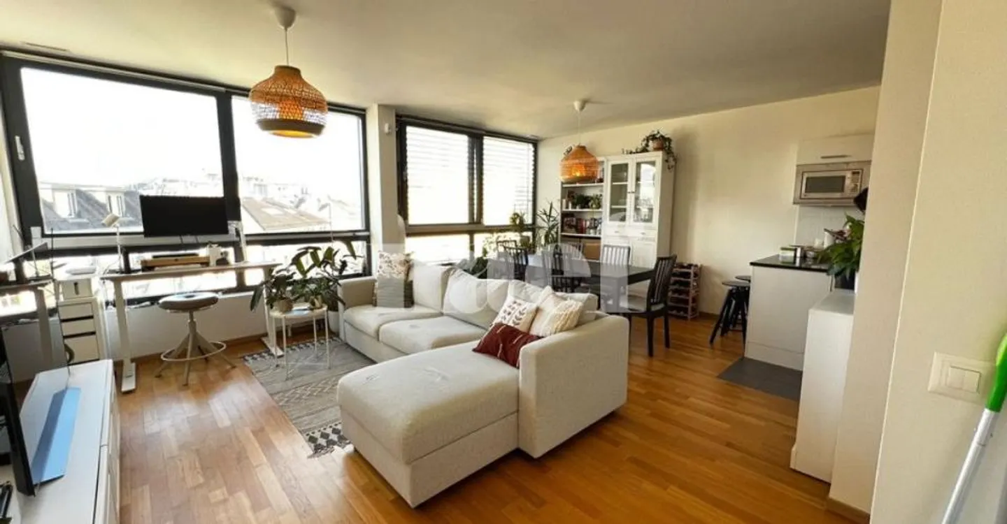 4.5-room duplex with a view of Salève - Photo 3 of 10