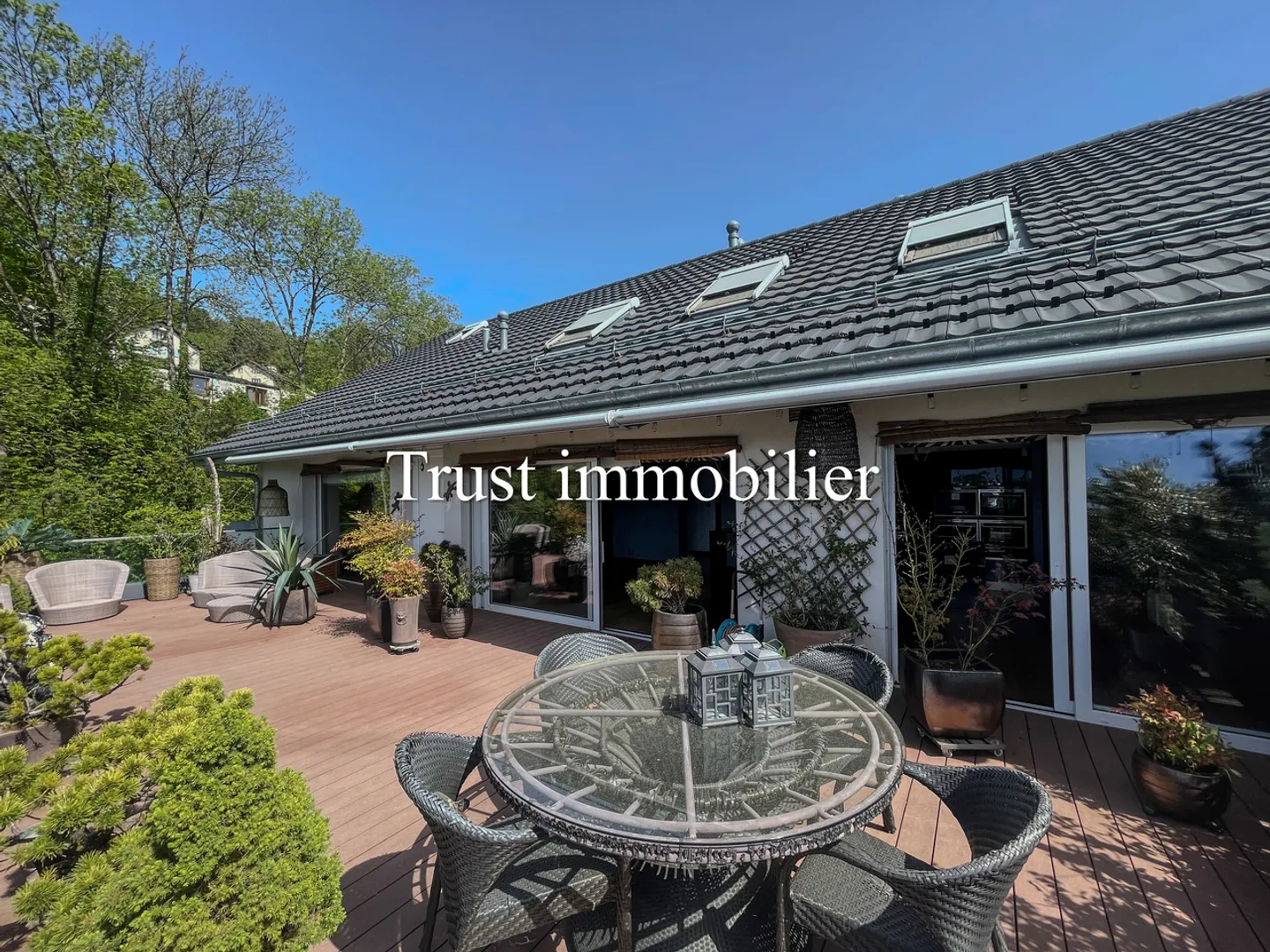 5058. Spacious duplex - Panoramic view of lake and mountains, JONGNY - Photo 16 of 17