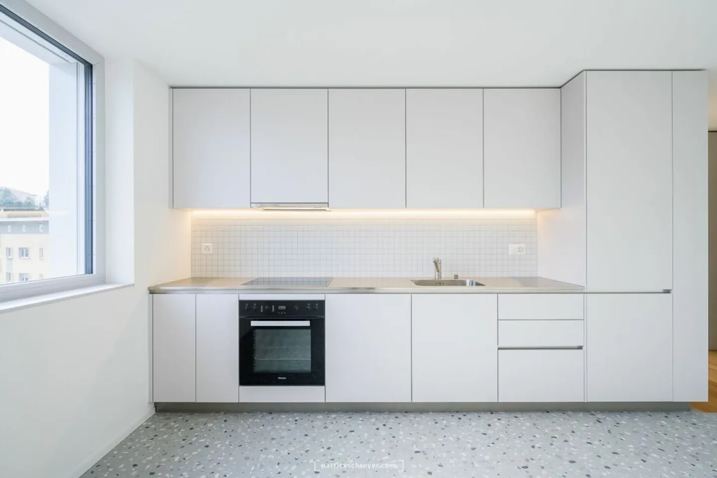 «Sehr schöne 2.5 Zimmerwohnung komplett neu» - Foto 2 di 10