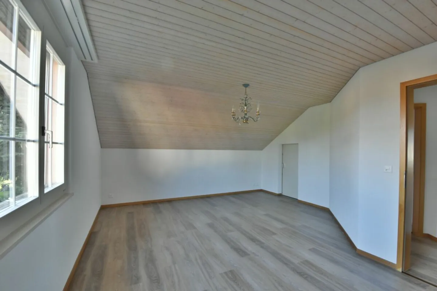 Einfamilienhaus mieten - Foto 11 von 17