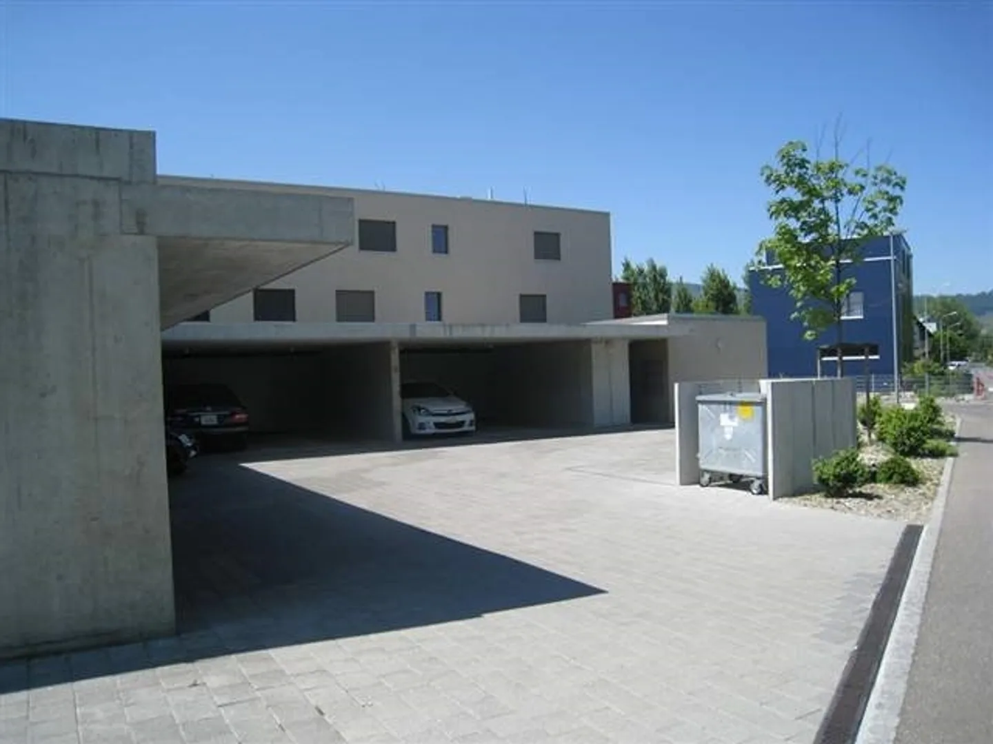 3.5 Zi-Dachwohnung m. gr. Balkon, schöne Aussicht - Foto 2 von 16