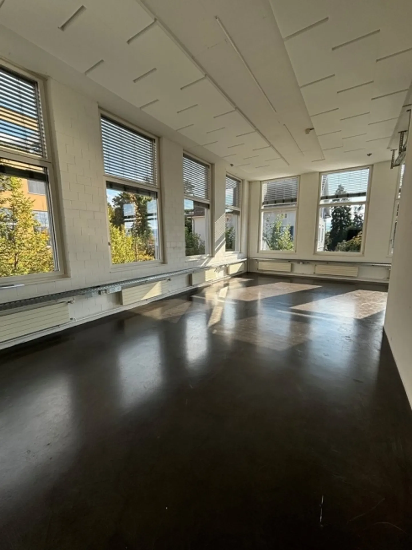 «Ihre neue Mietfläche - ideal für Ateliers, Büros oder Praxen» - Foto 1 von 4