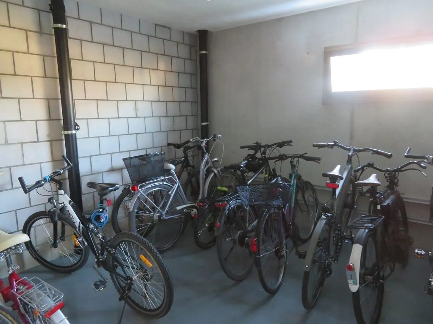 3.5 Zi-Dachwohnung m. gr. Balkon, schöne Aussicht - Foto 15 von 16