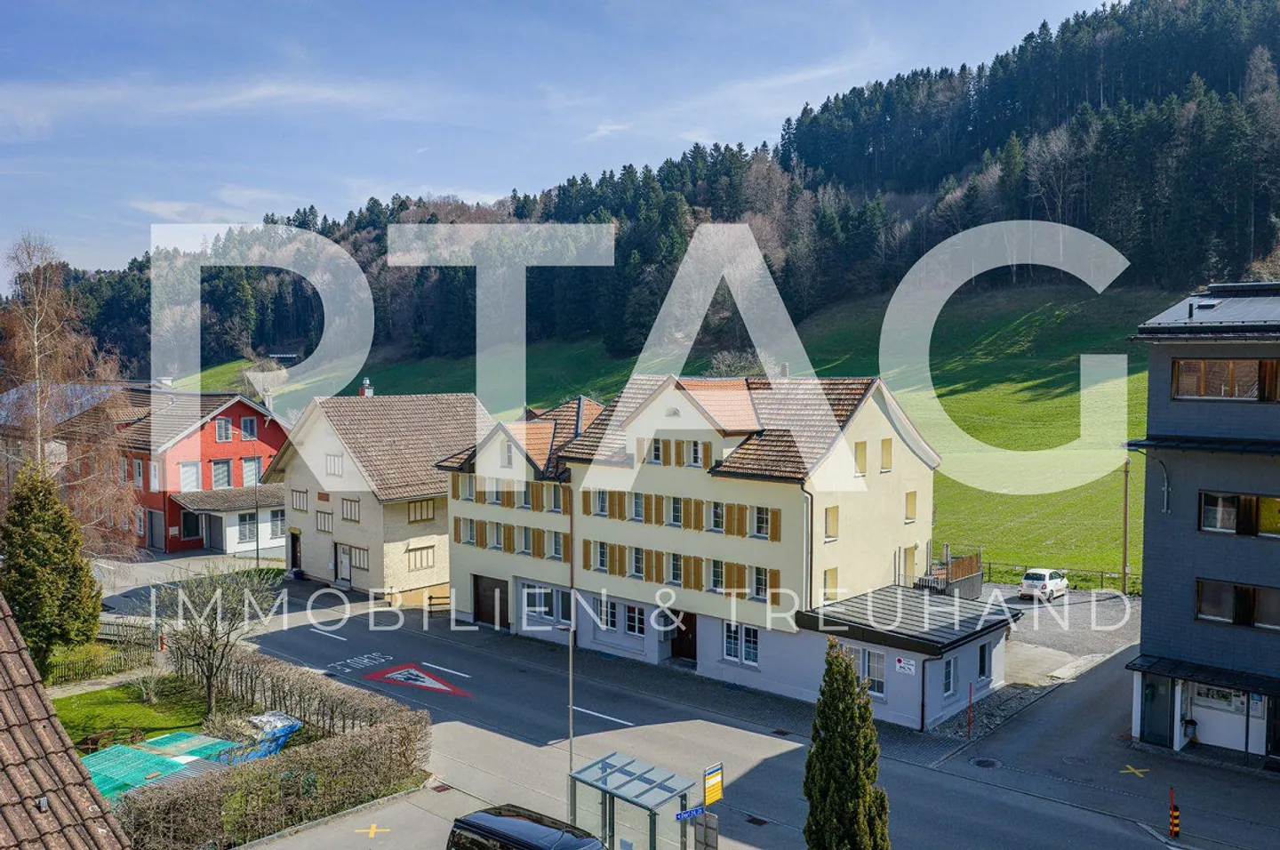 appartamento di 3.5 locali - Foto 1 di 13