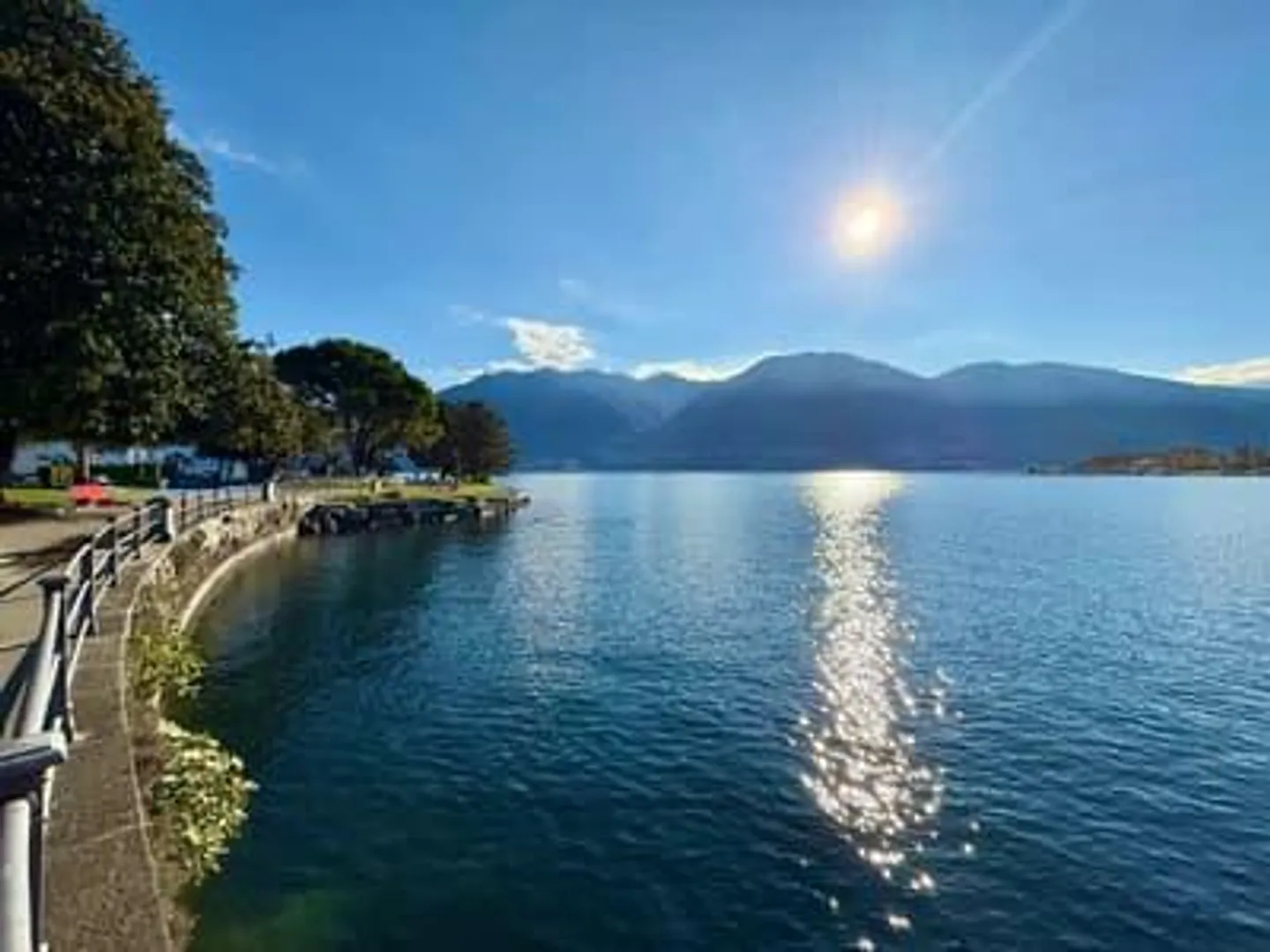 Chalet mit Seeblick in San Nazzaro - Foto 19 von 20