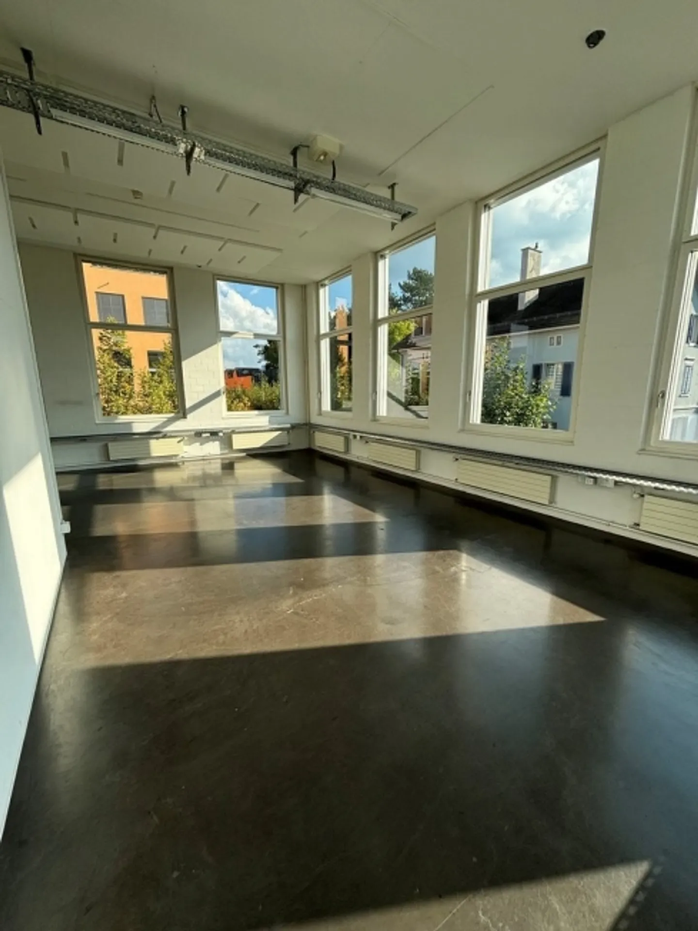 «Ihre neue Mietfläche - ideal für Ateliers, Büros oder Praxen» - Foto 2 von 4